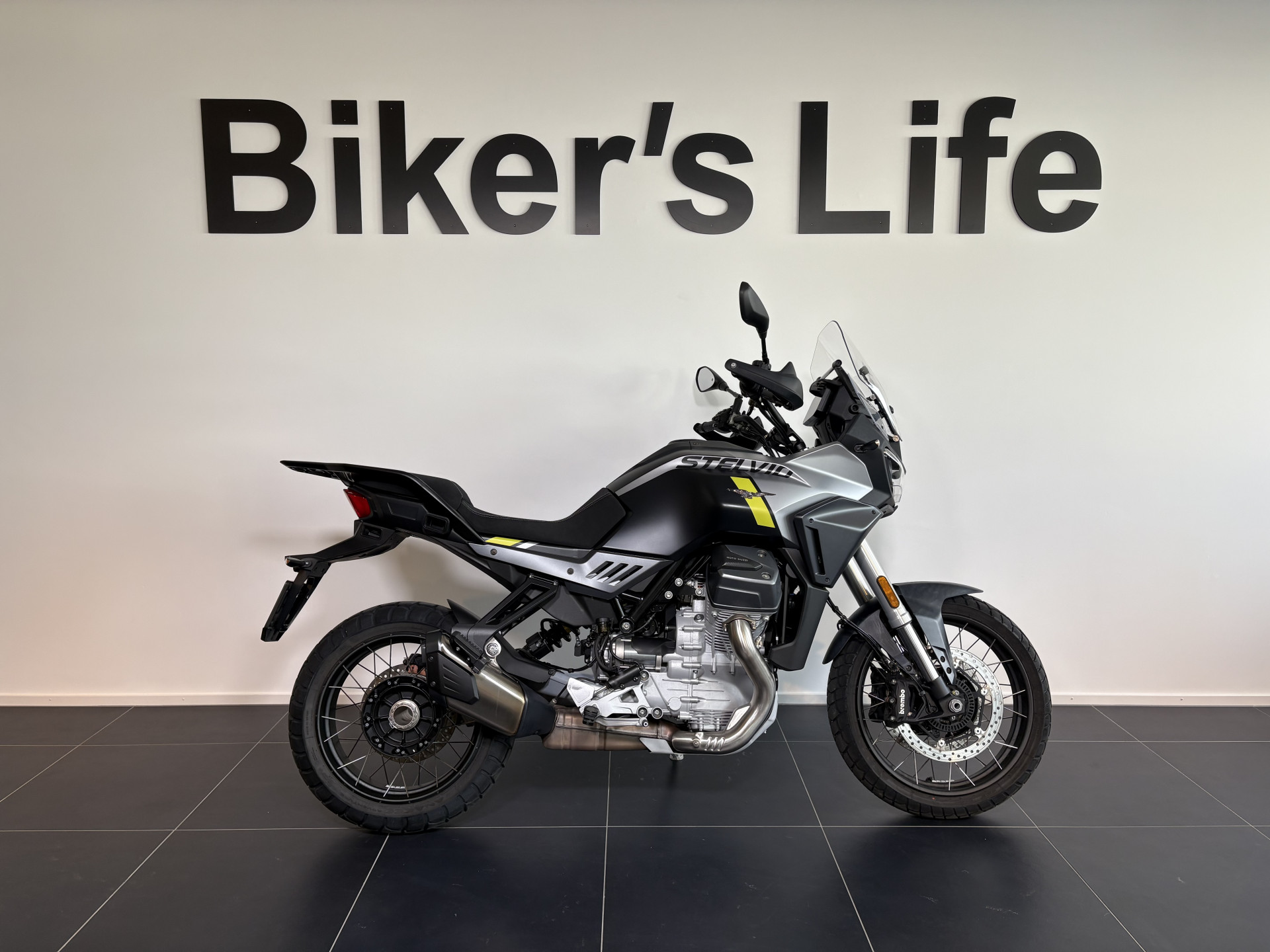 MOTO GUZZI Stelvio