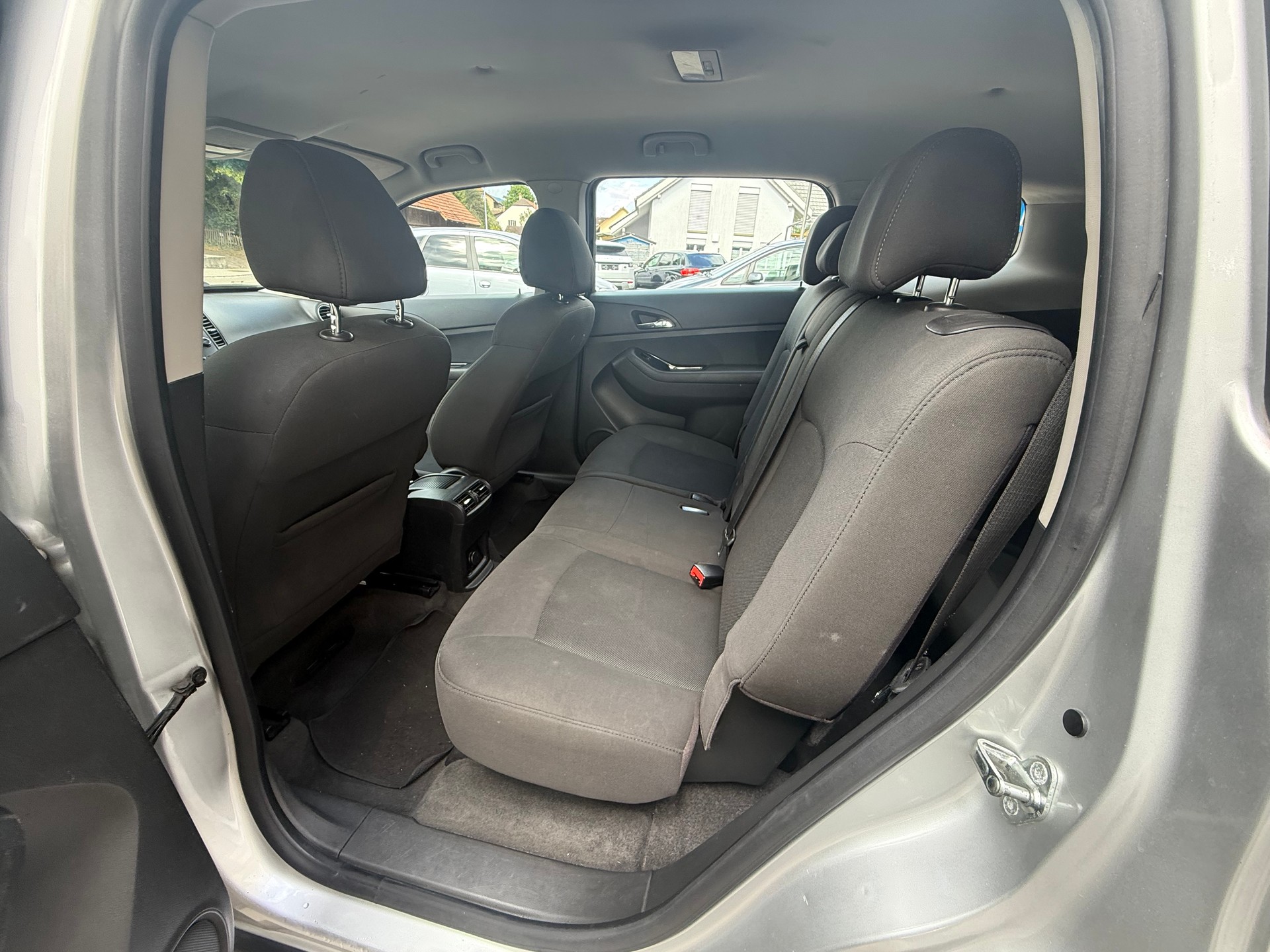 CHEVROLET Orlando 1.8 LT Automatic-image-8