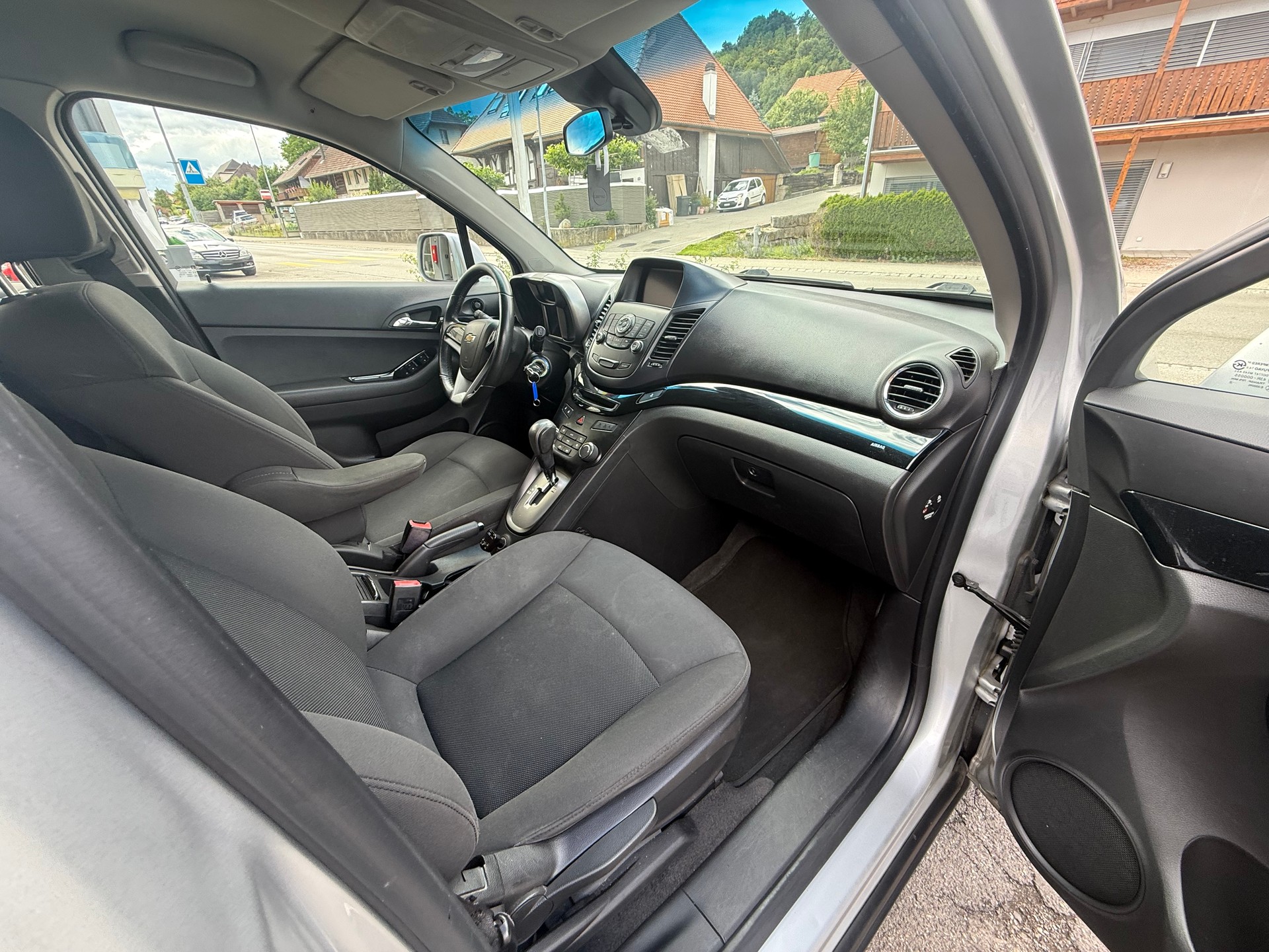 CHEVROLET Orlando 1.8 LT Automatic-image-10