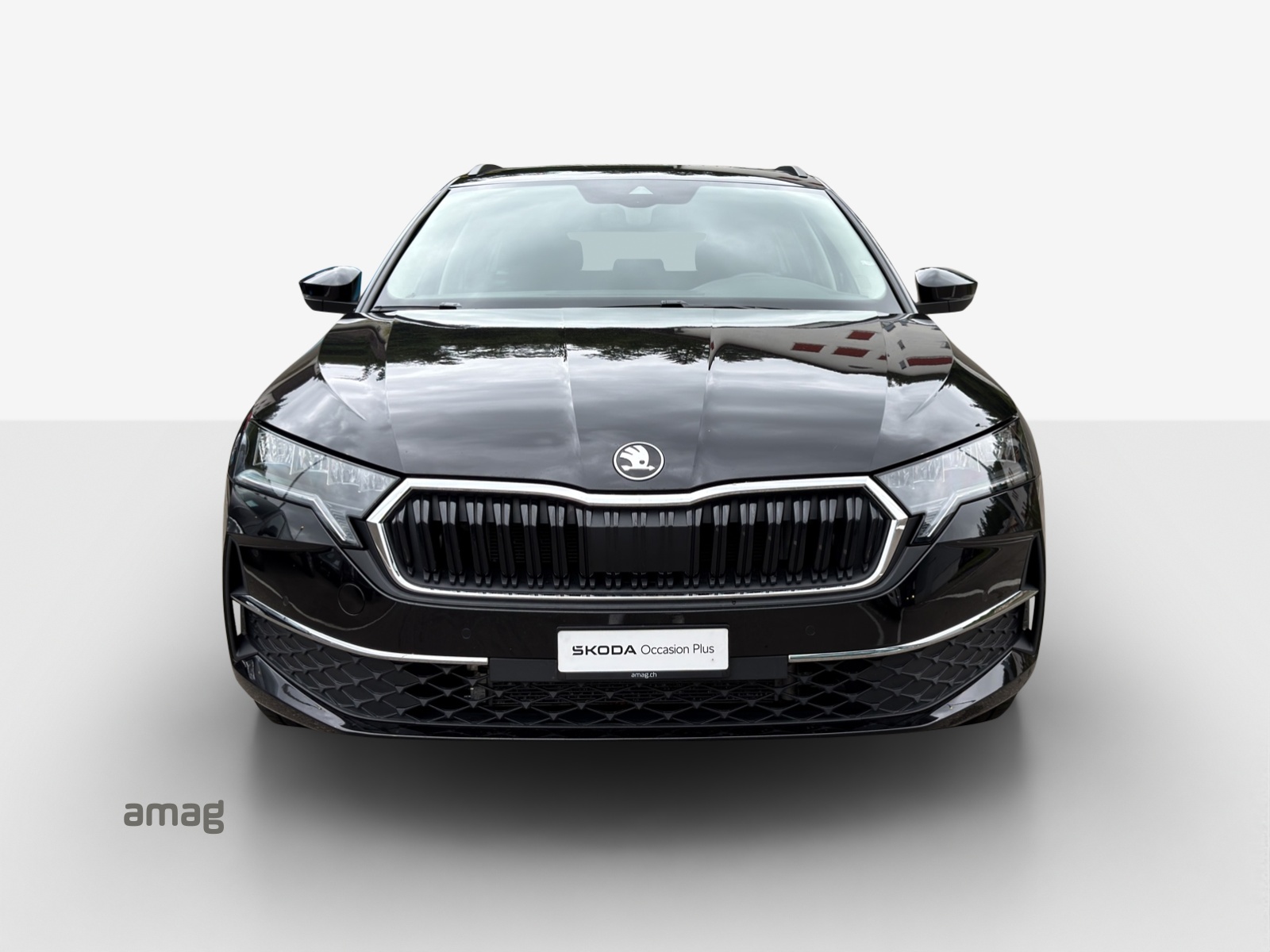 SKODA Octavia Combi 2.0 TDI DSG Selection-image-6