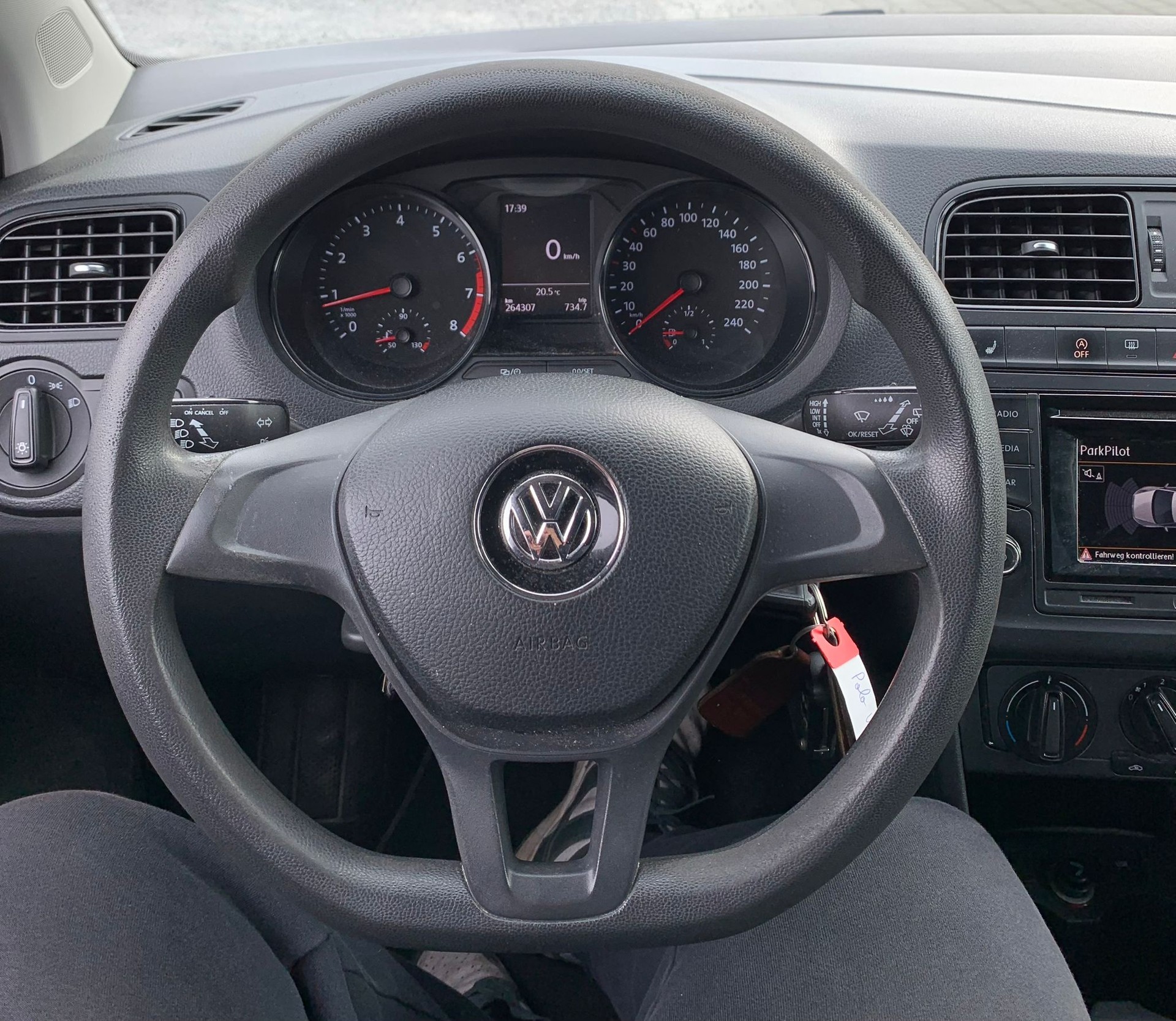 VW Polo 1.0 BMT Trendline (Klima * Multimedia * BO6)-image-9