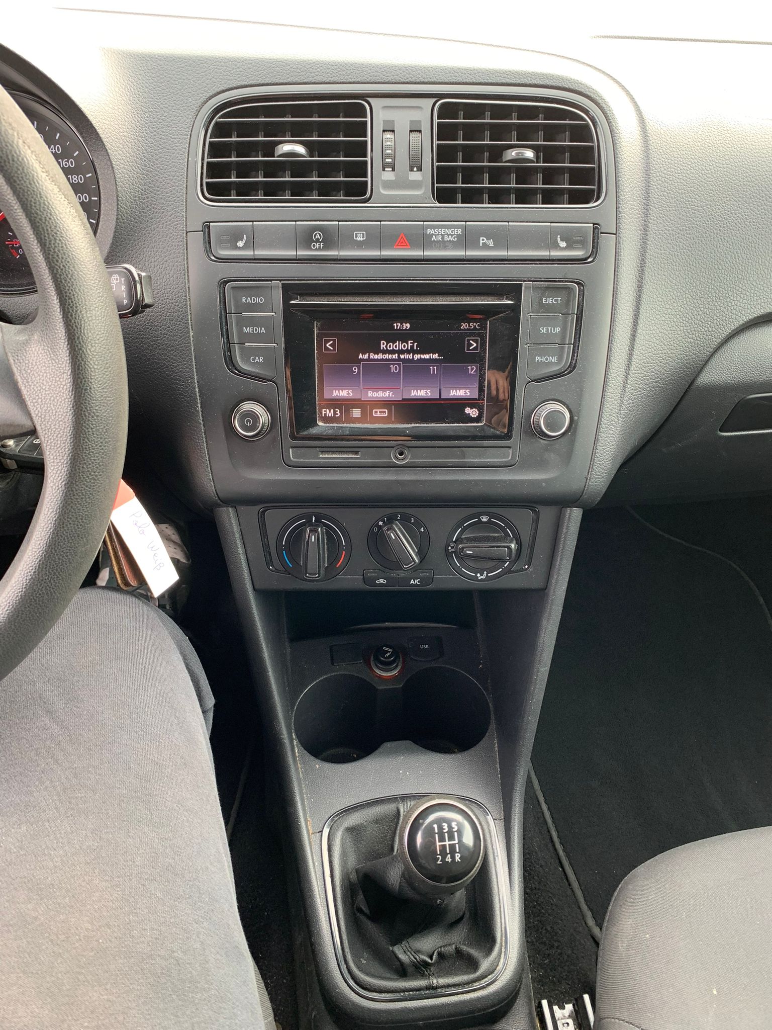 VW Polo 1.0 BMT Trendline (Klima * Multimedia * BO6)-image-10