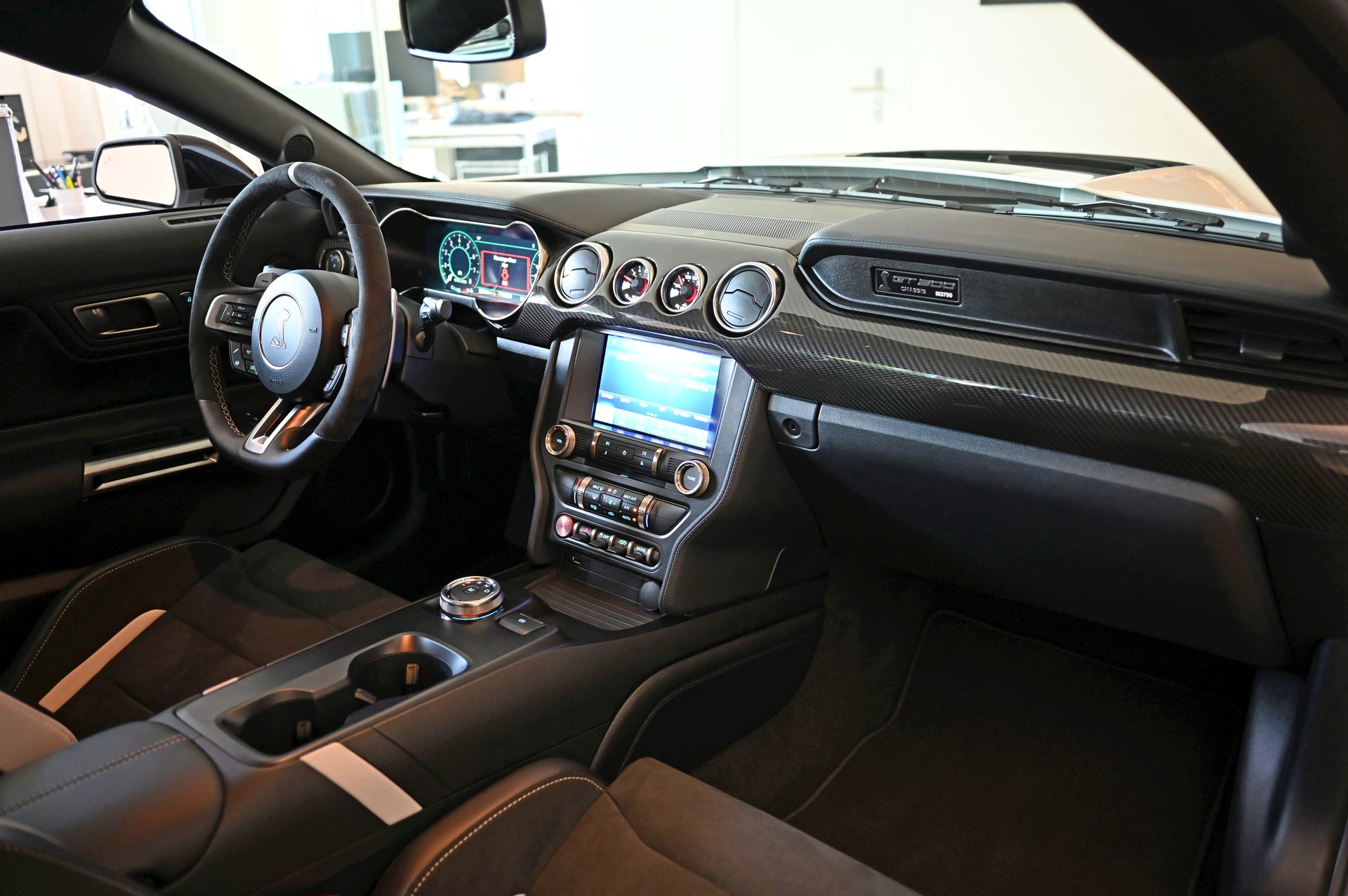 FORD Mustang Shelby GT500 Recaro-image-16