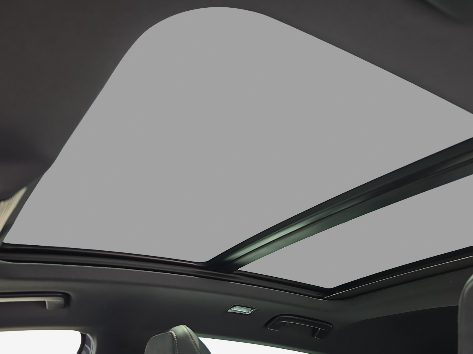 CUPRA Formentor 1.5 e-HYBRID pHEV DSG-image-14