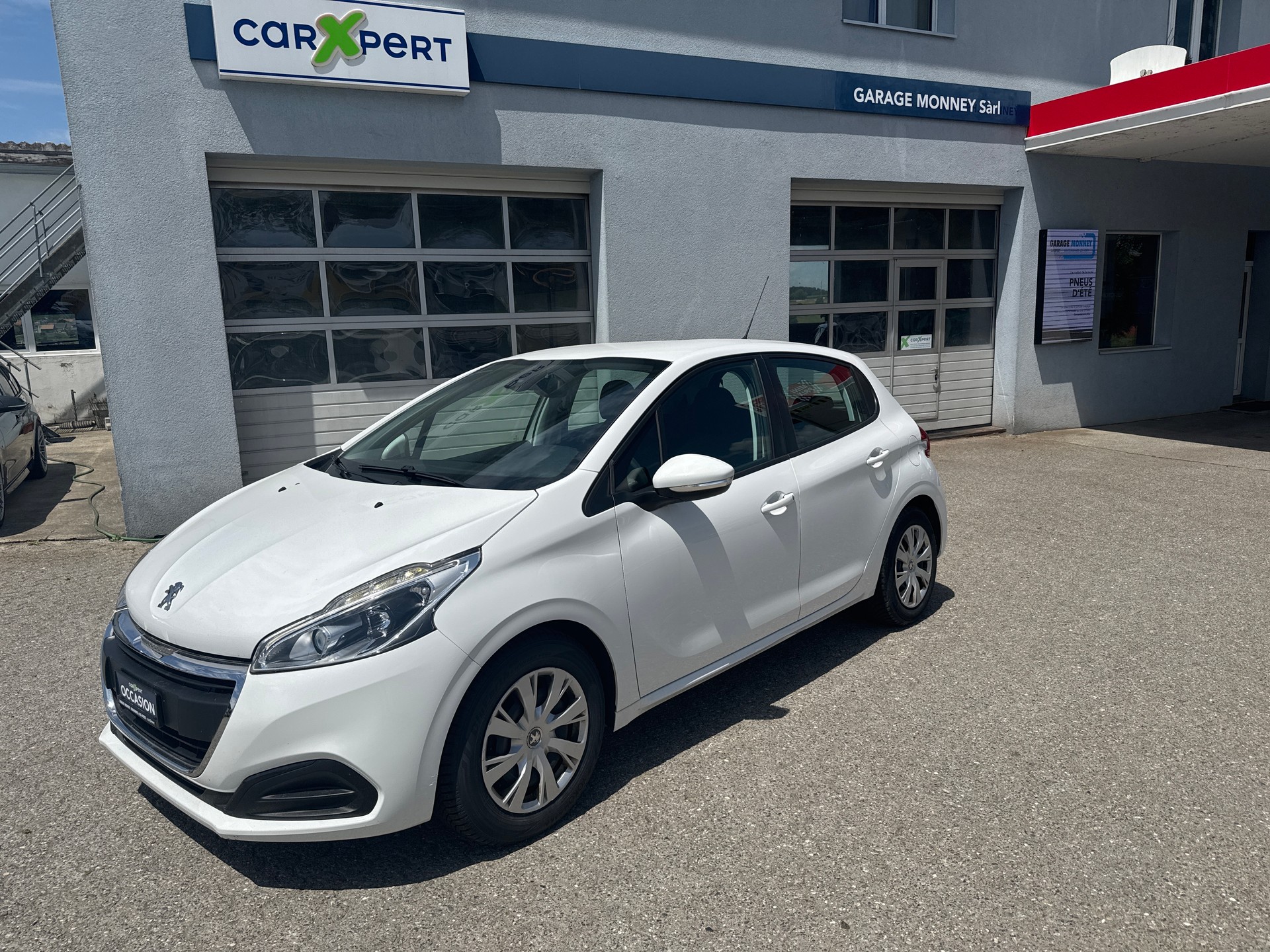 PEUGEOT 208 1.2 PureTech Access-image-0