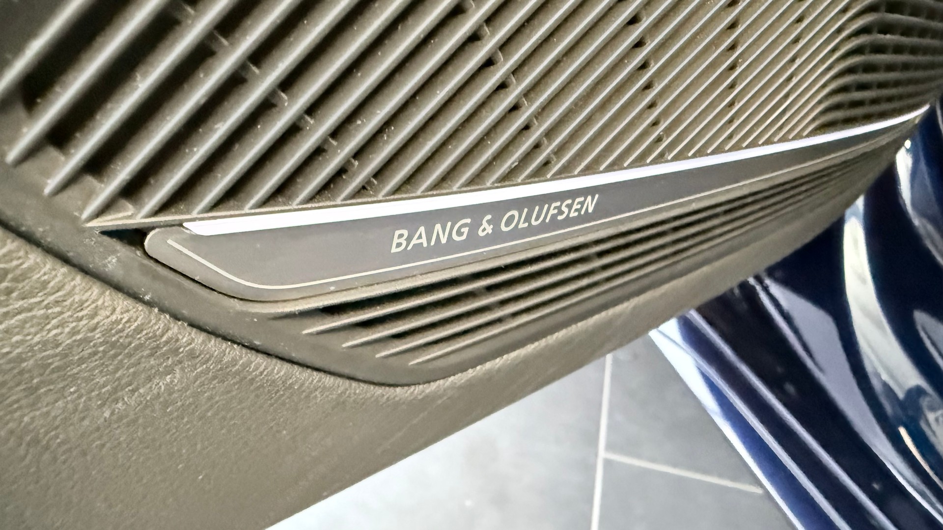 AUDI S4 Avant 3.0 V6 TDI quattro T-Tronic-image-12