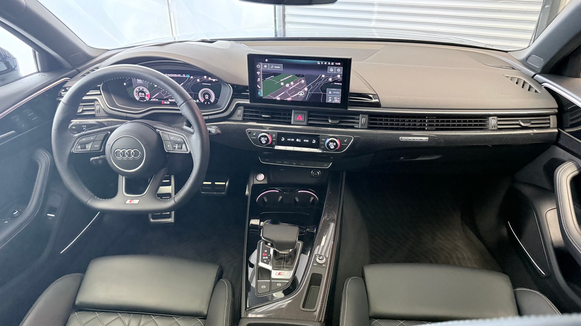 AUDI S4 Avant 3.0 V6 TDI quattro T-Tronic-image-23