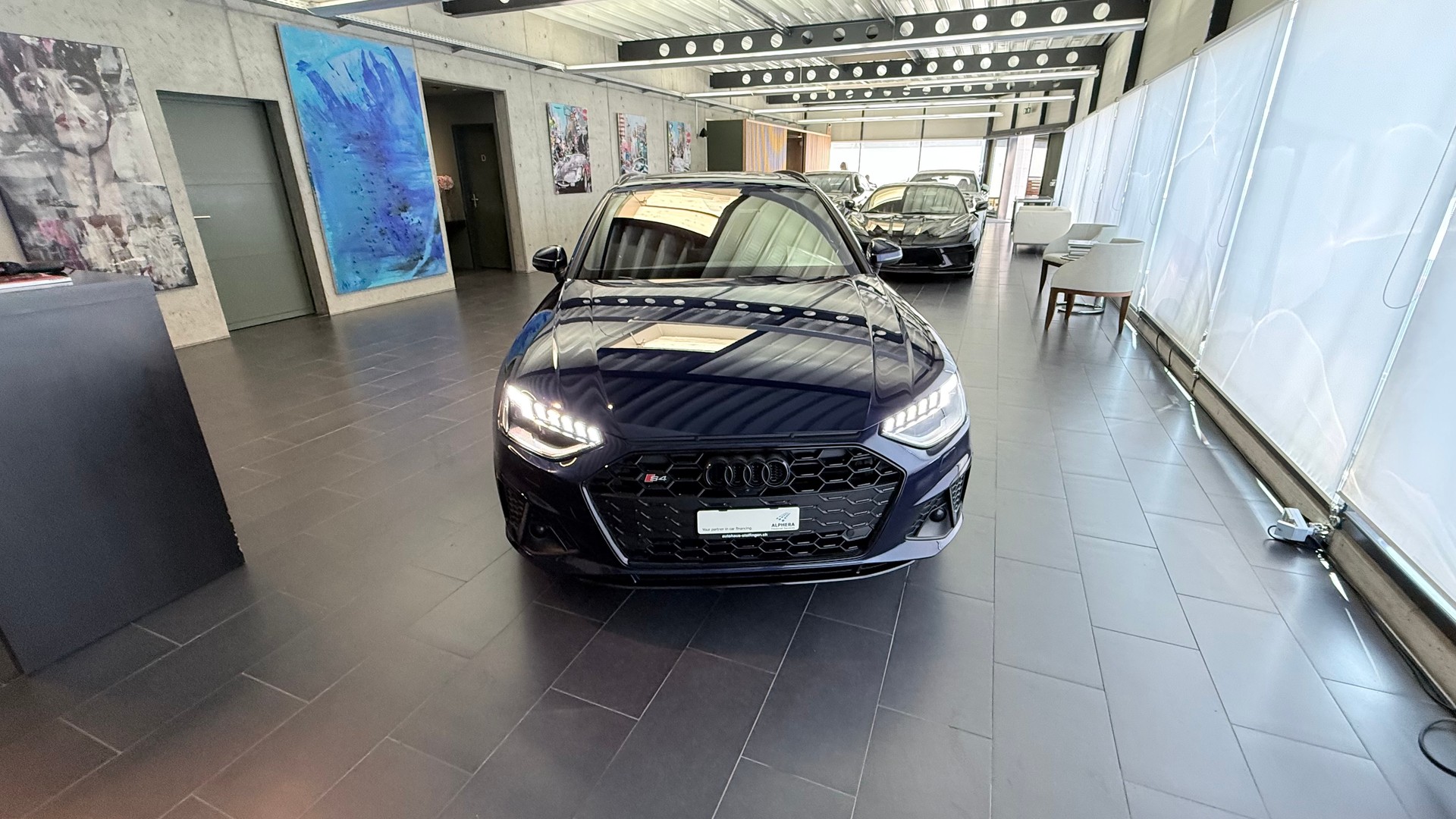AUDI S4 Avant 3.0 V6 TDI quattro T-Tronic-image-4