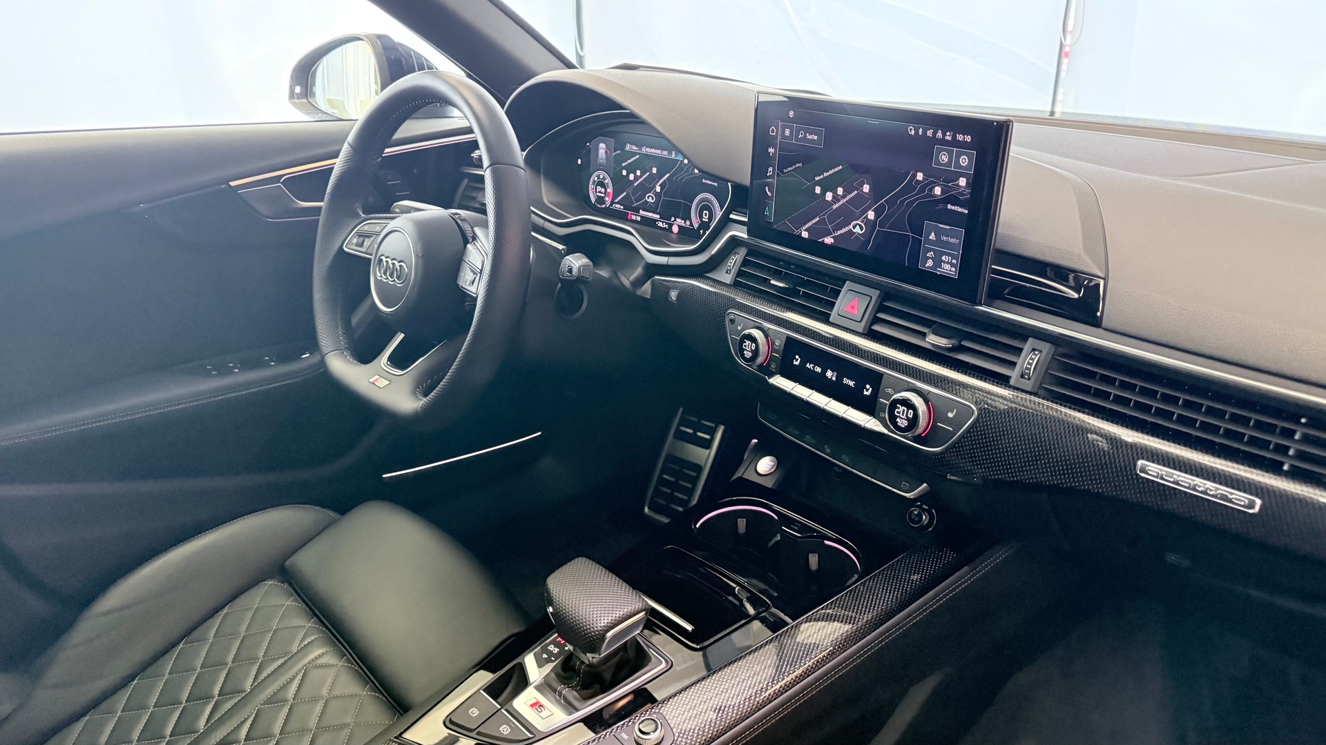 AUDI S4 Avant 3.0 V6 TDI quattro T-Tronic-image-25