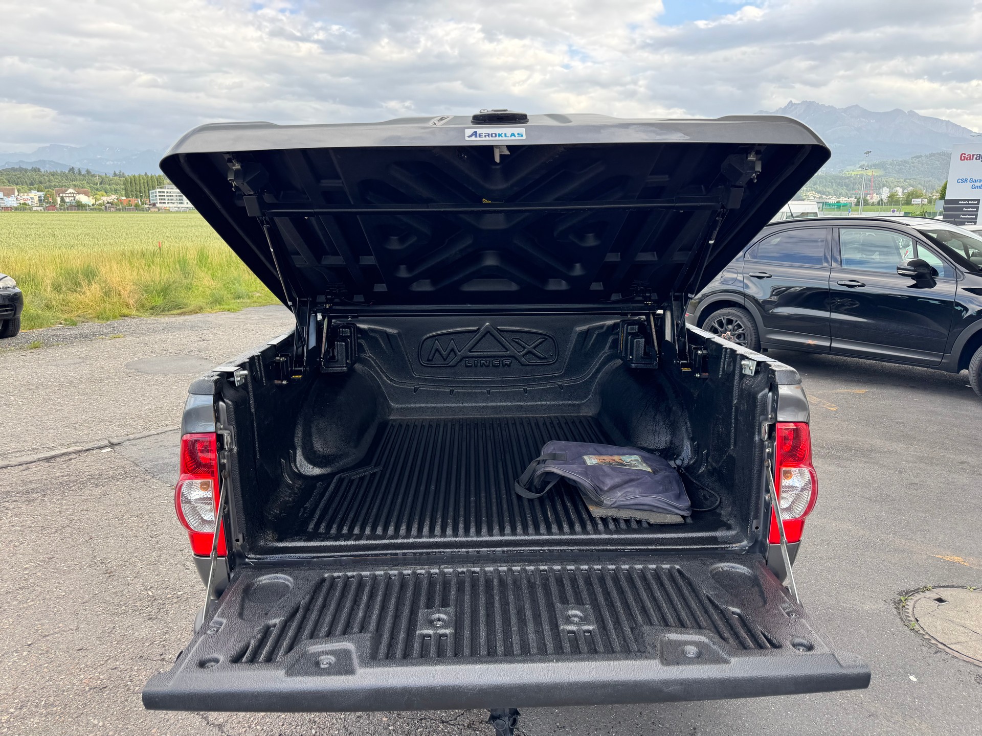 ISUZU D-MAX CrewCab LS 3.0 4x4-image-6