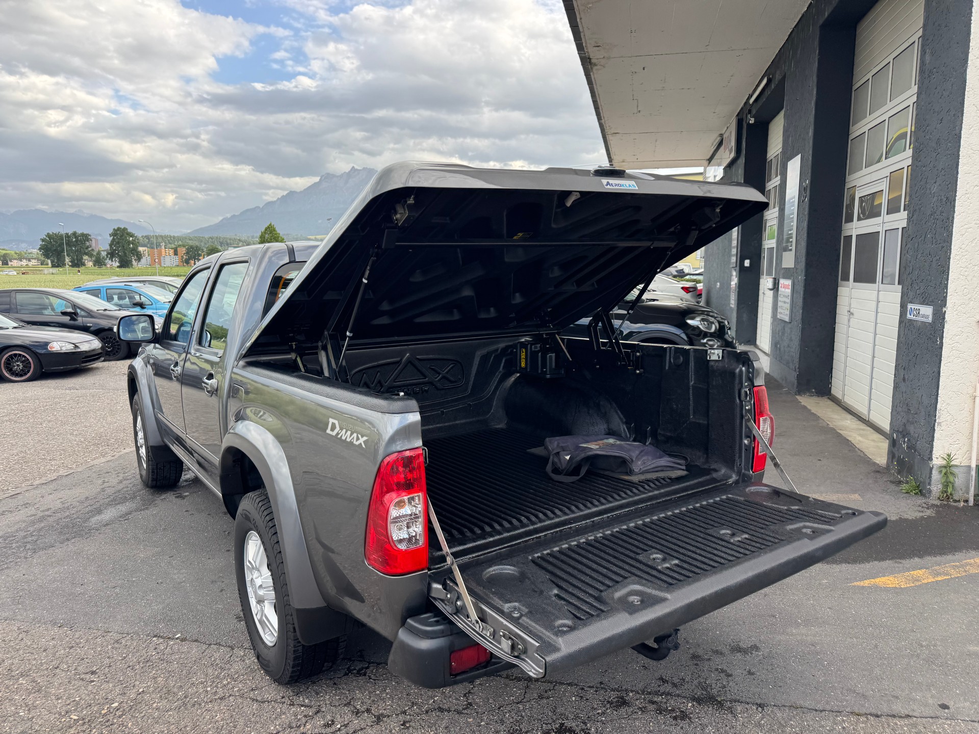 ISUZU D-MAX CrewCab LS 3.0 4x4-image-7