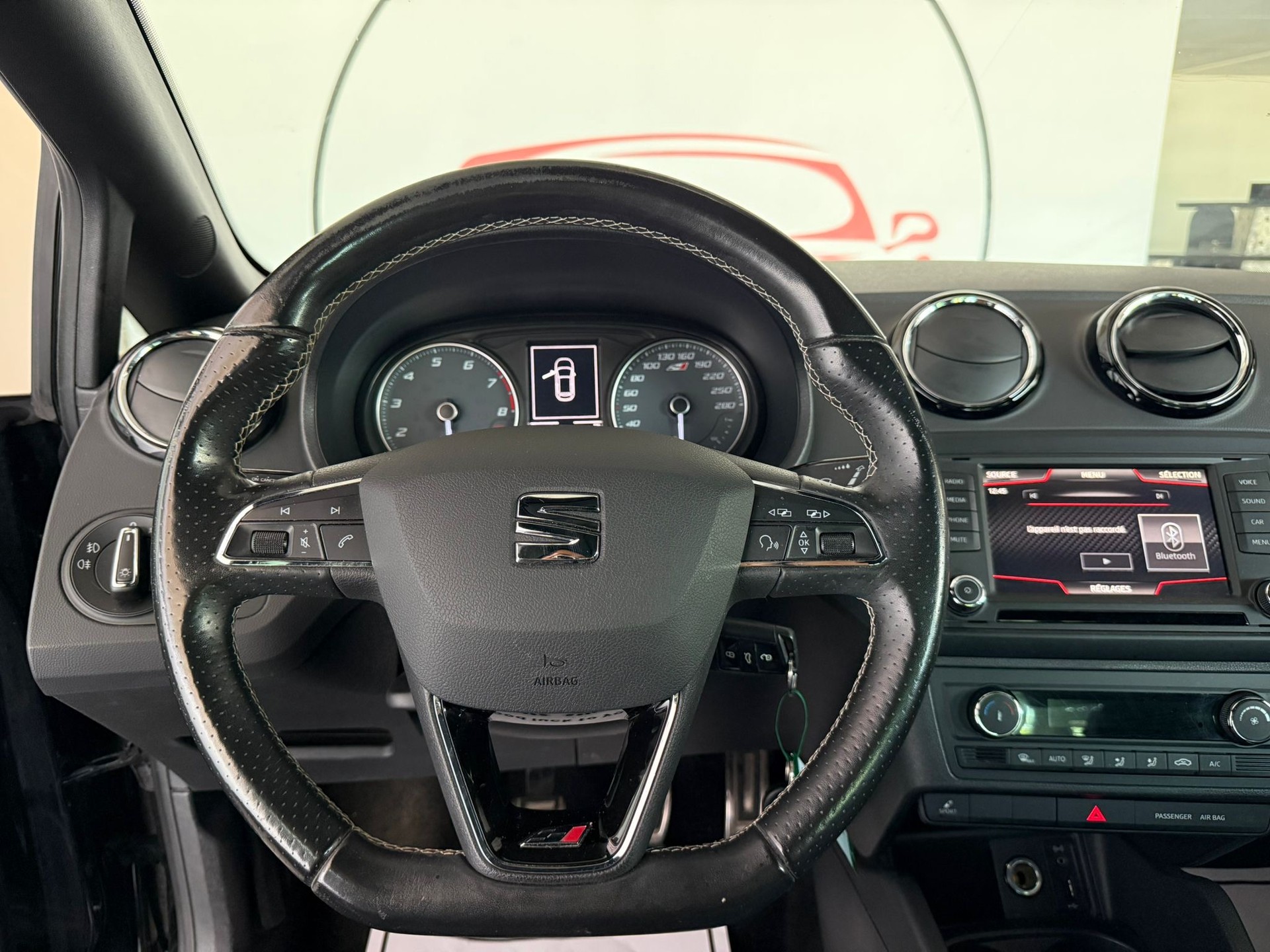 SEAT Ibiza SC 1.8 TSI Cupra-image-9