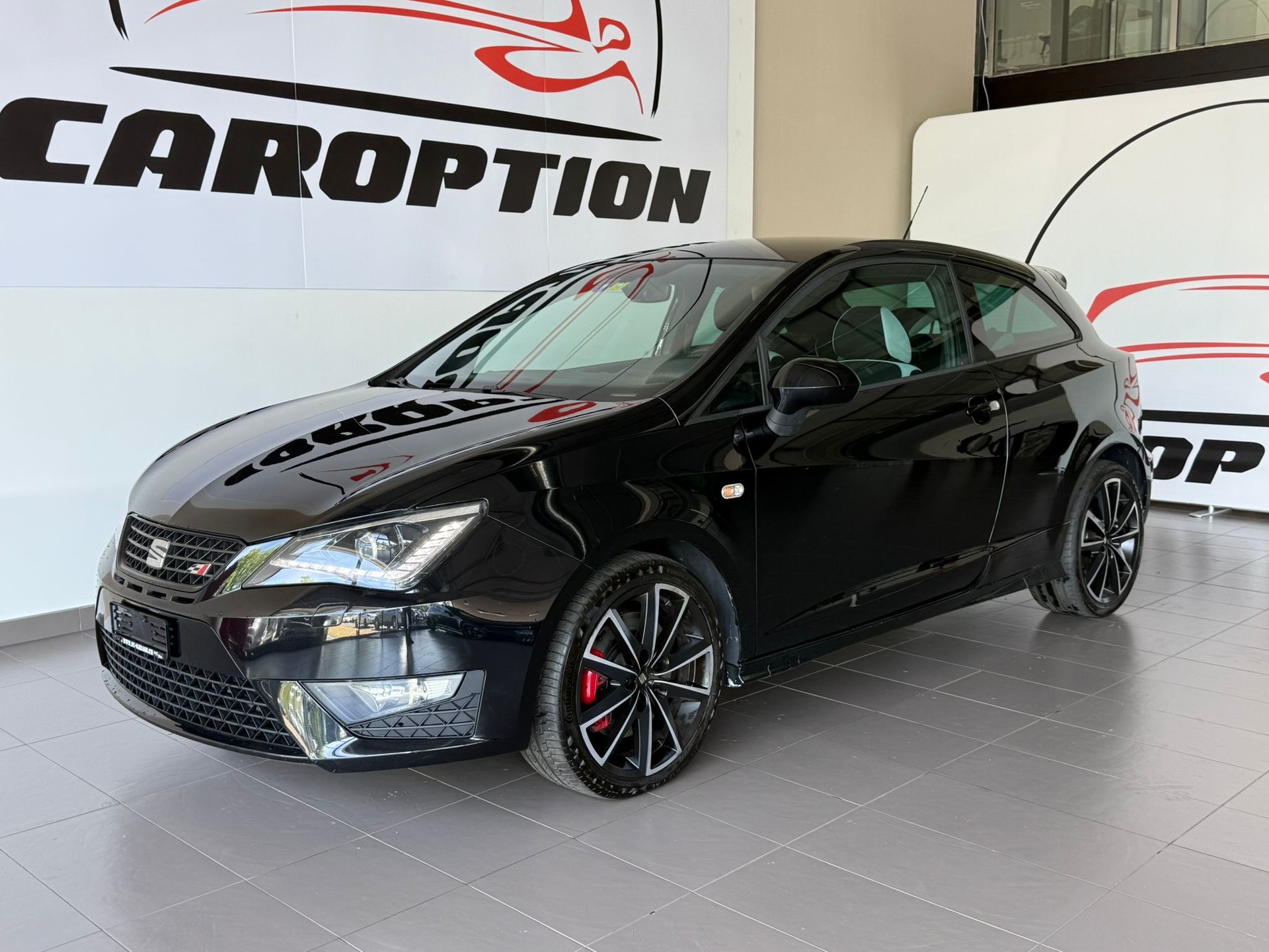 SEAT Ibiza SC 1.8 TSI Cupra-image-0