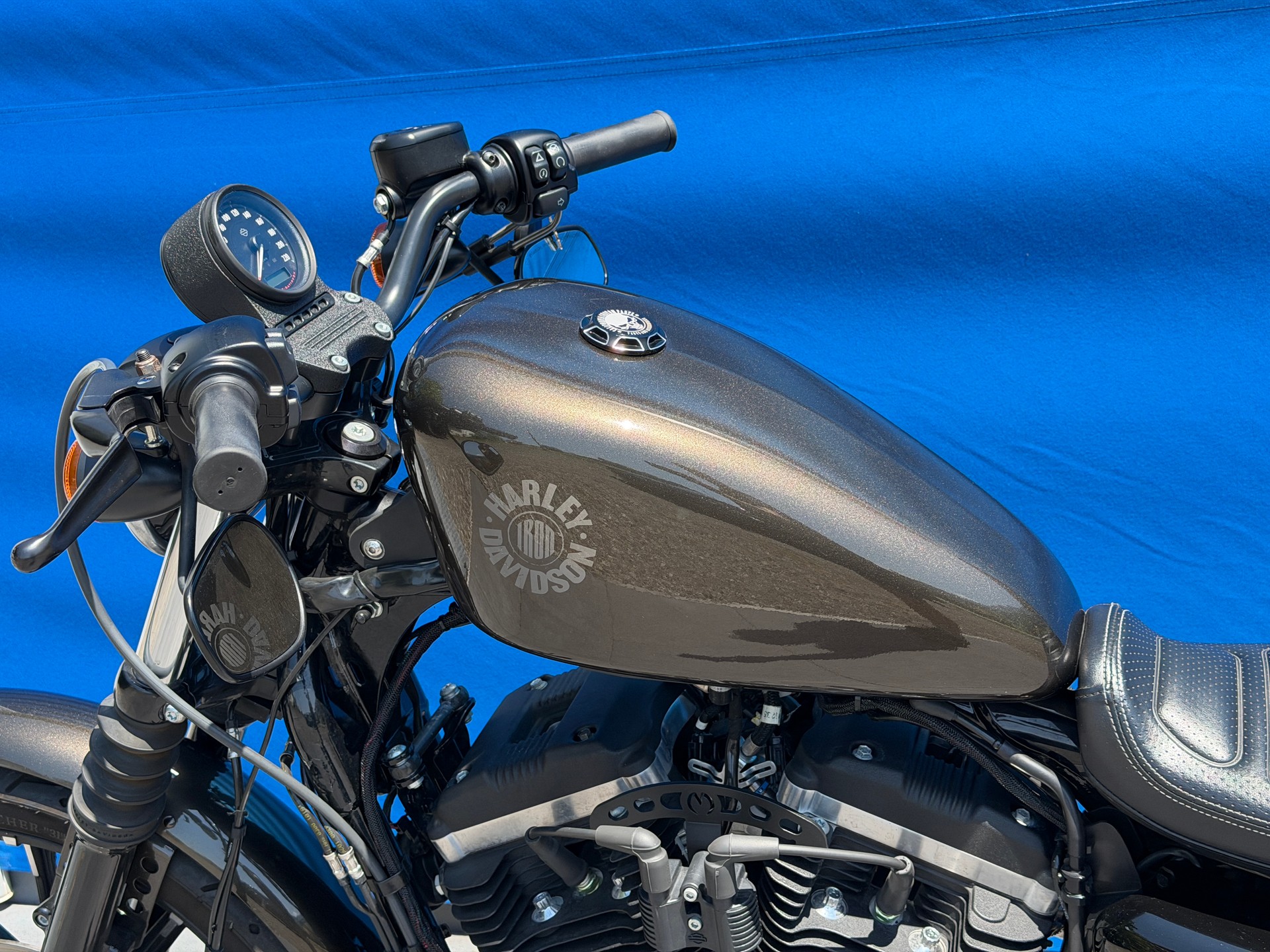 HARLEY-DAVIDSON XL 883 N Sportster Iron ABS-image-8