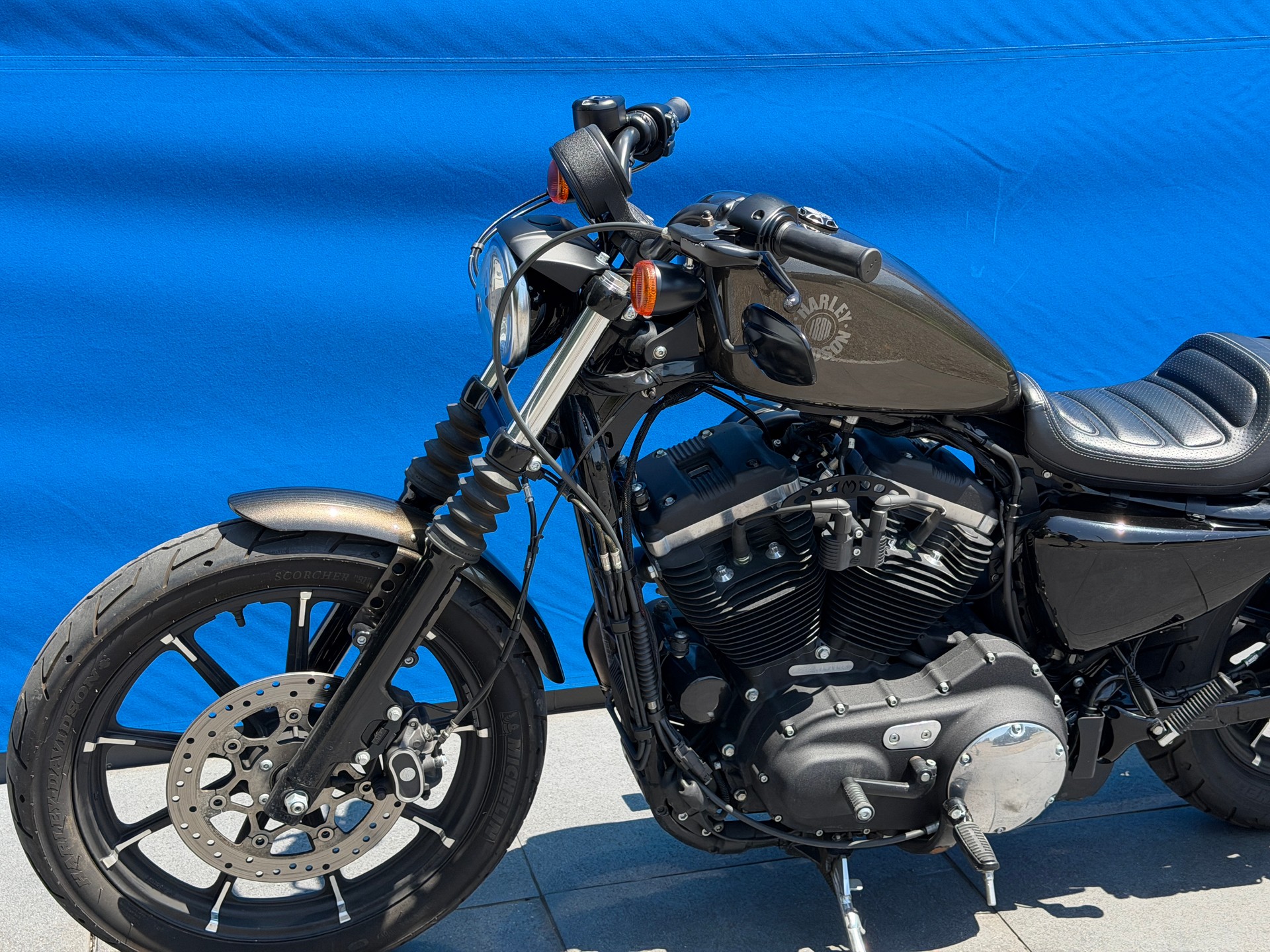 HARLEY-DAVIDSON XL 883 N Sportster Iron ABS-image-10