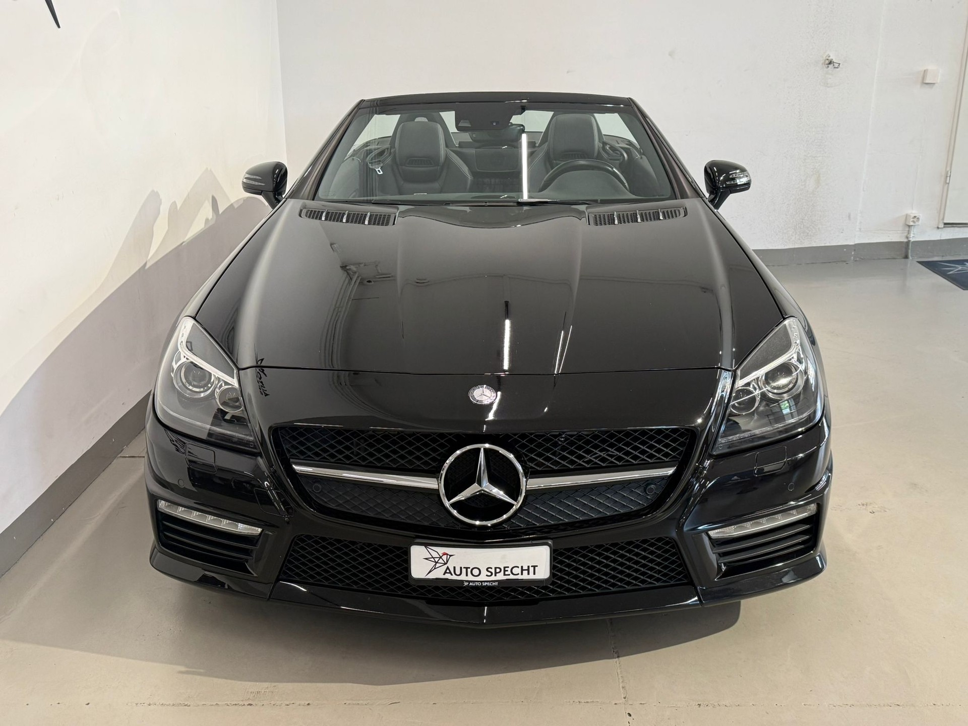 MERCEDES-BENZ SLK 55 AMG 7G-Tronic Speedshift Plus-image-4