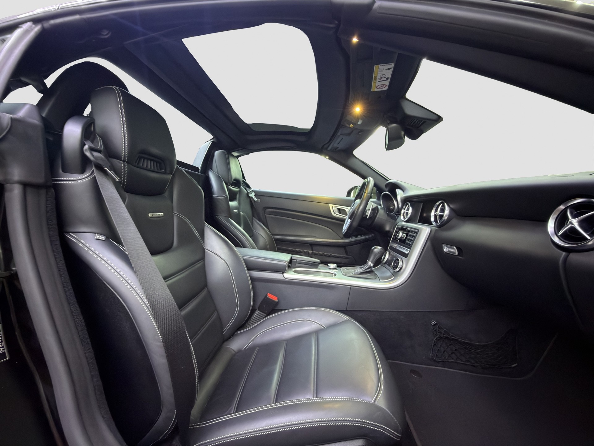 MERCEDES-BENZ SLK 55 AMG 7G-Tronic Speedshift Plus-image-18