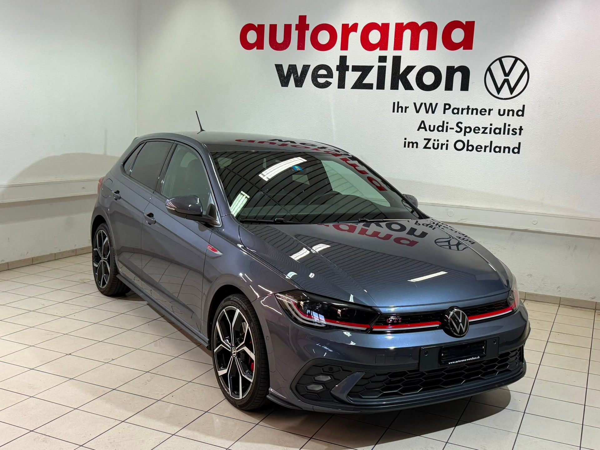 VW Polo 2.0 TSI GTI DSG-showroom-element-1