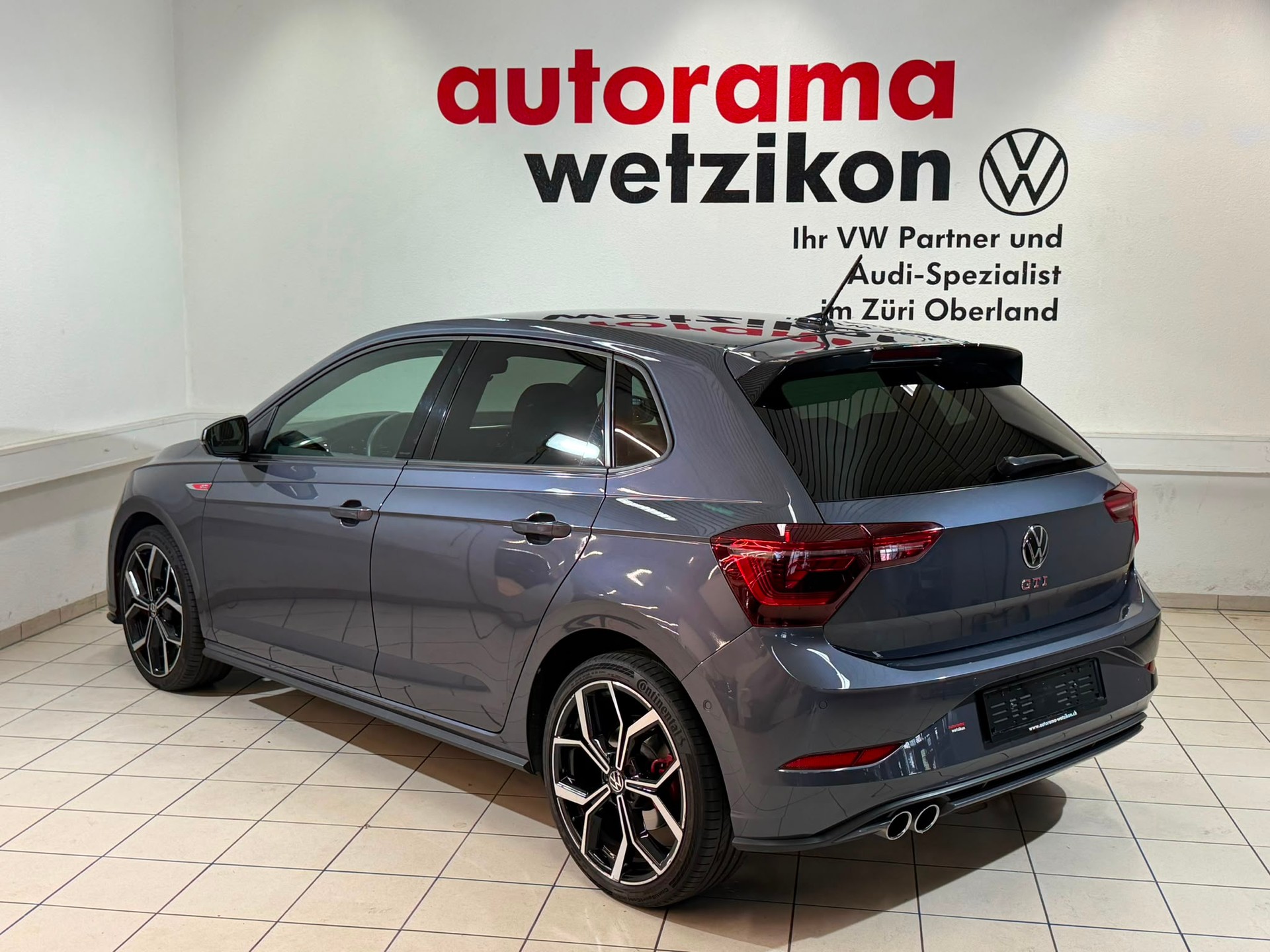 VW Polo 2.0 TSI GTI DSG-showroom-element-2