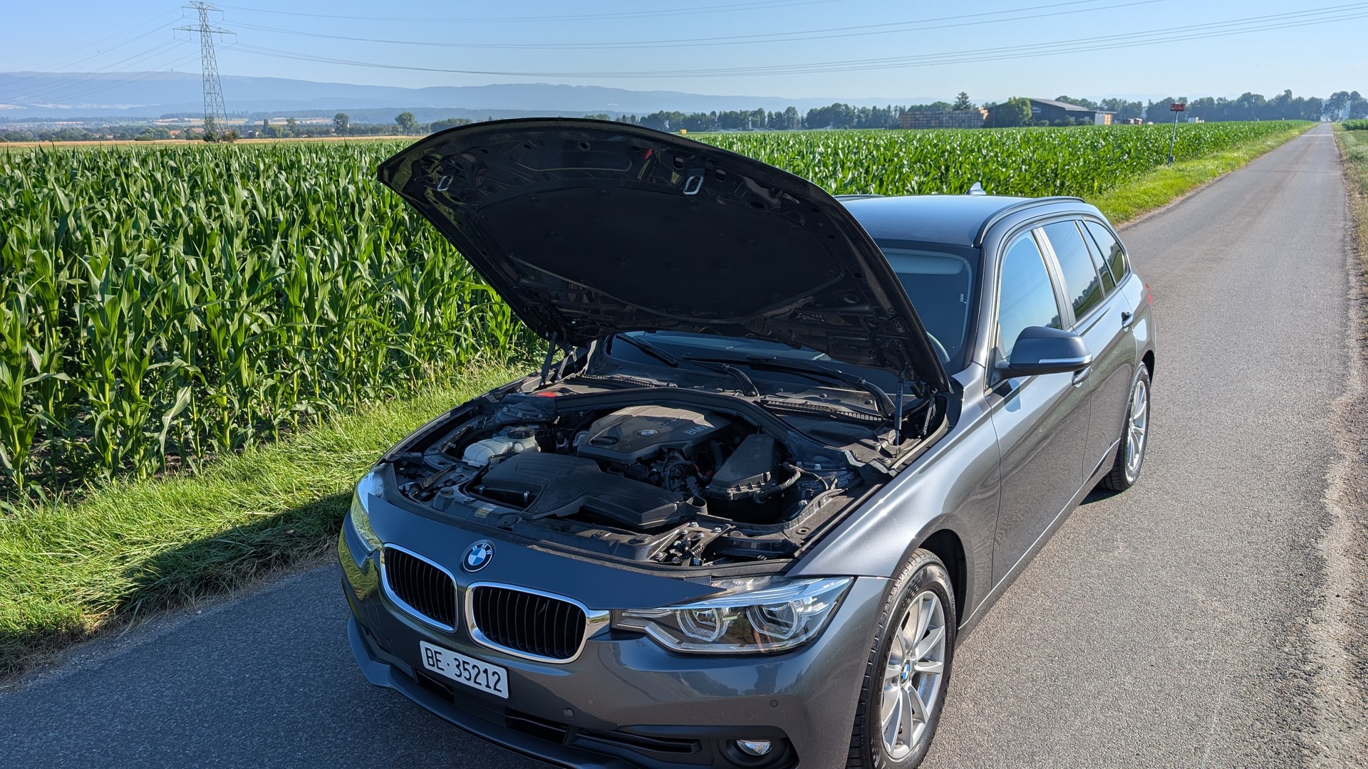 BMW 320d xDrive-image-6