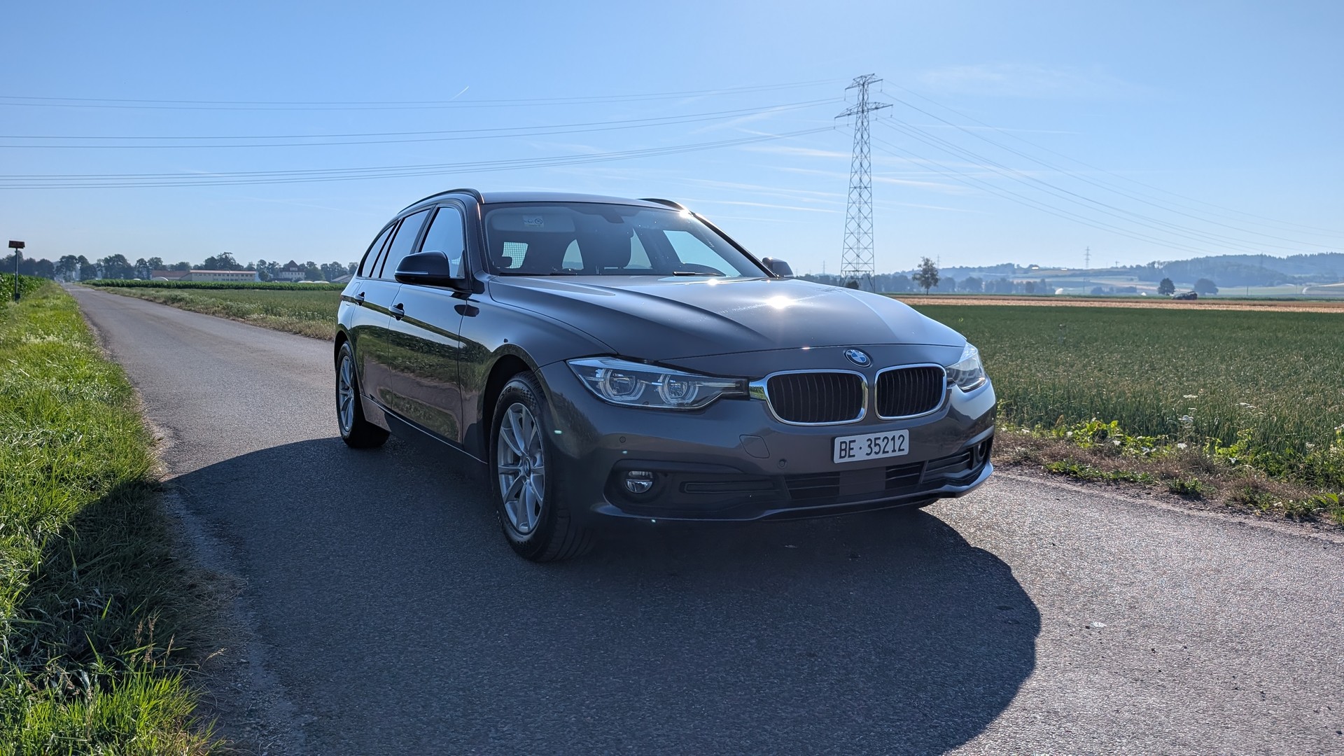 BMW 320d xDrive-image-0