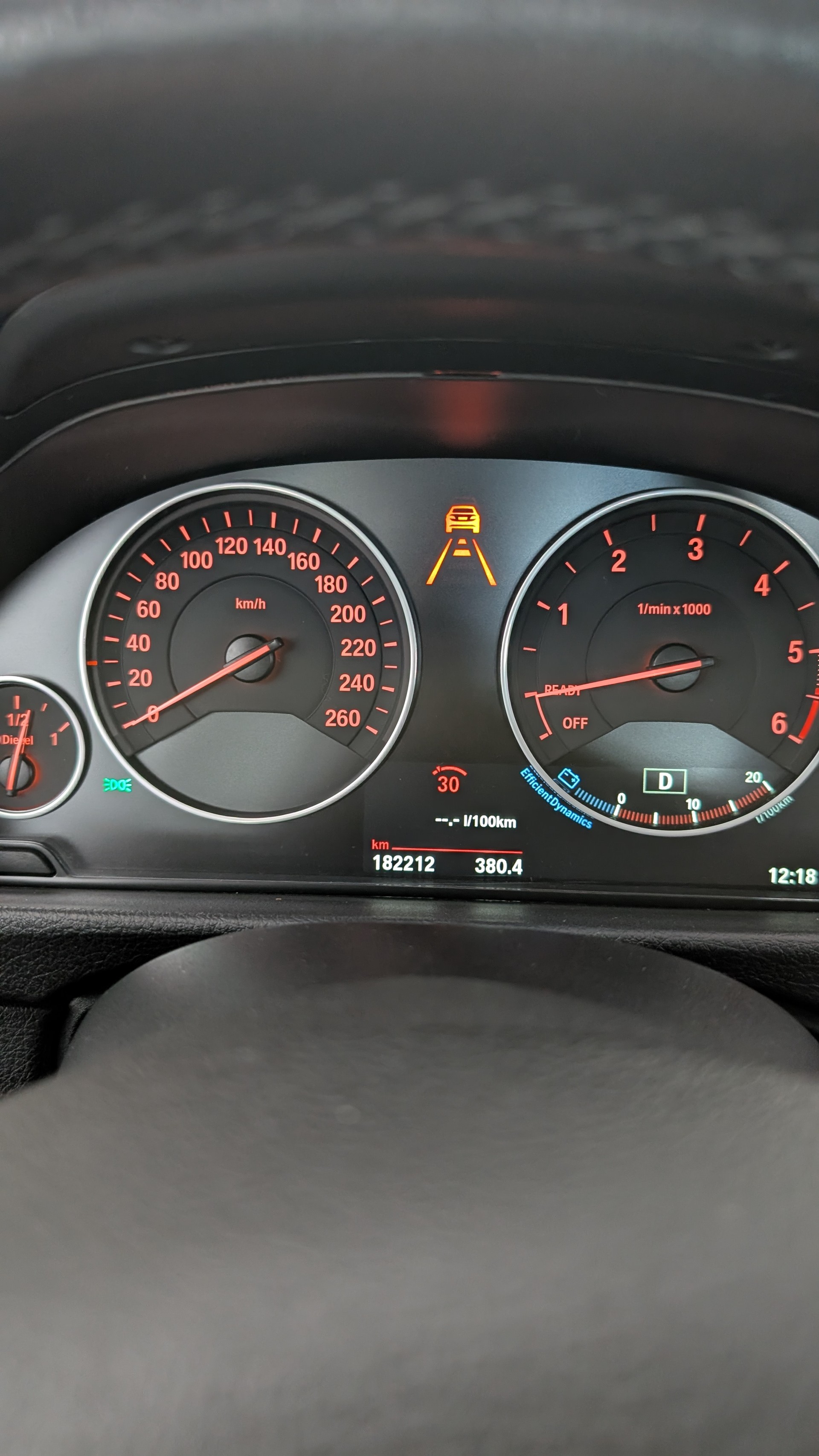 BMW 320d xDrive-image-8