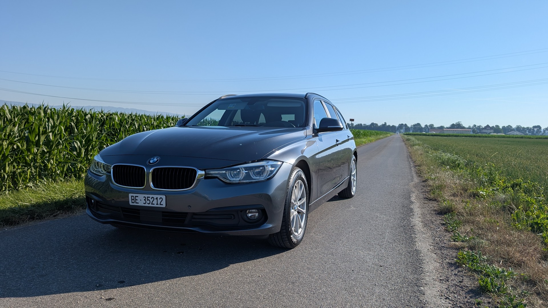 BMW 320d xDrive-image-1