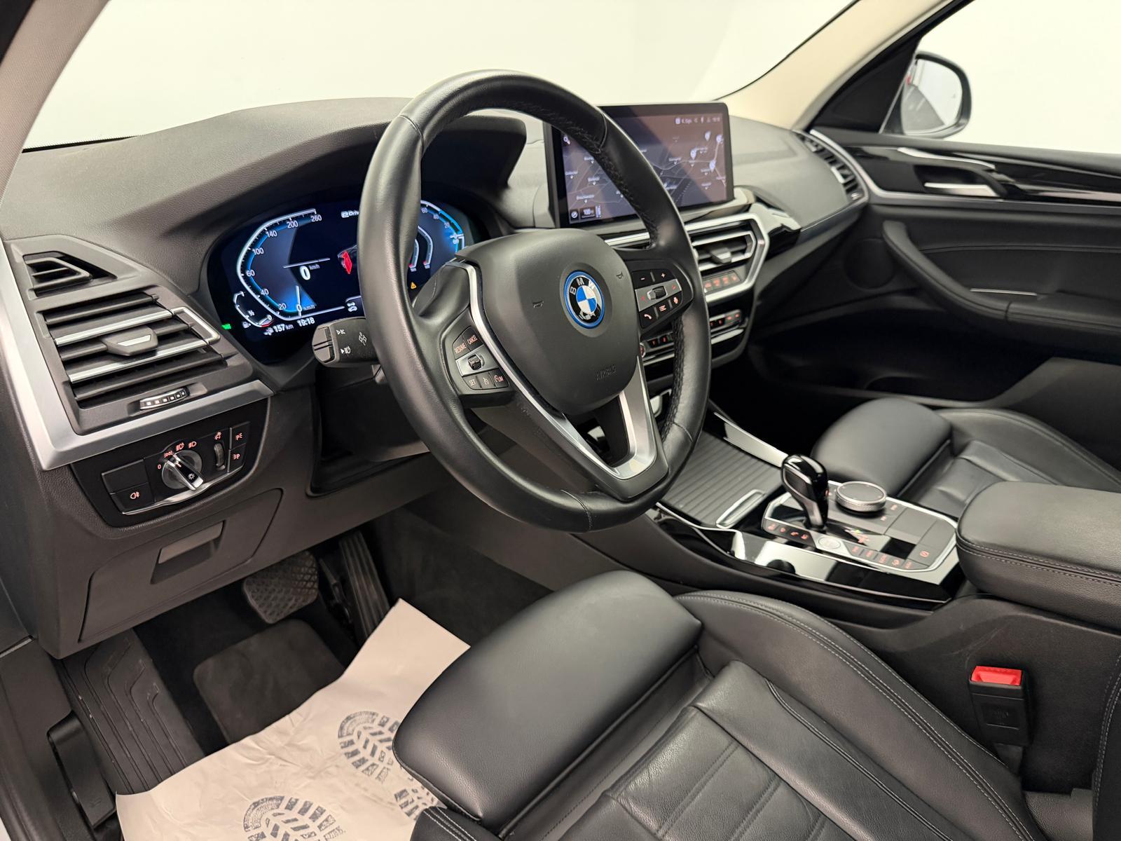 BMW X3 30e xDrive-image-9