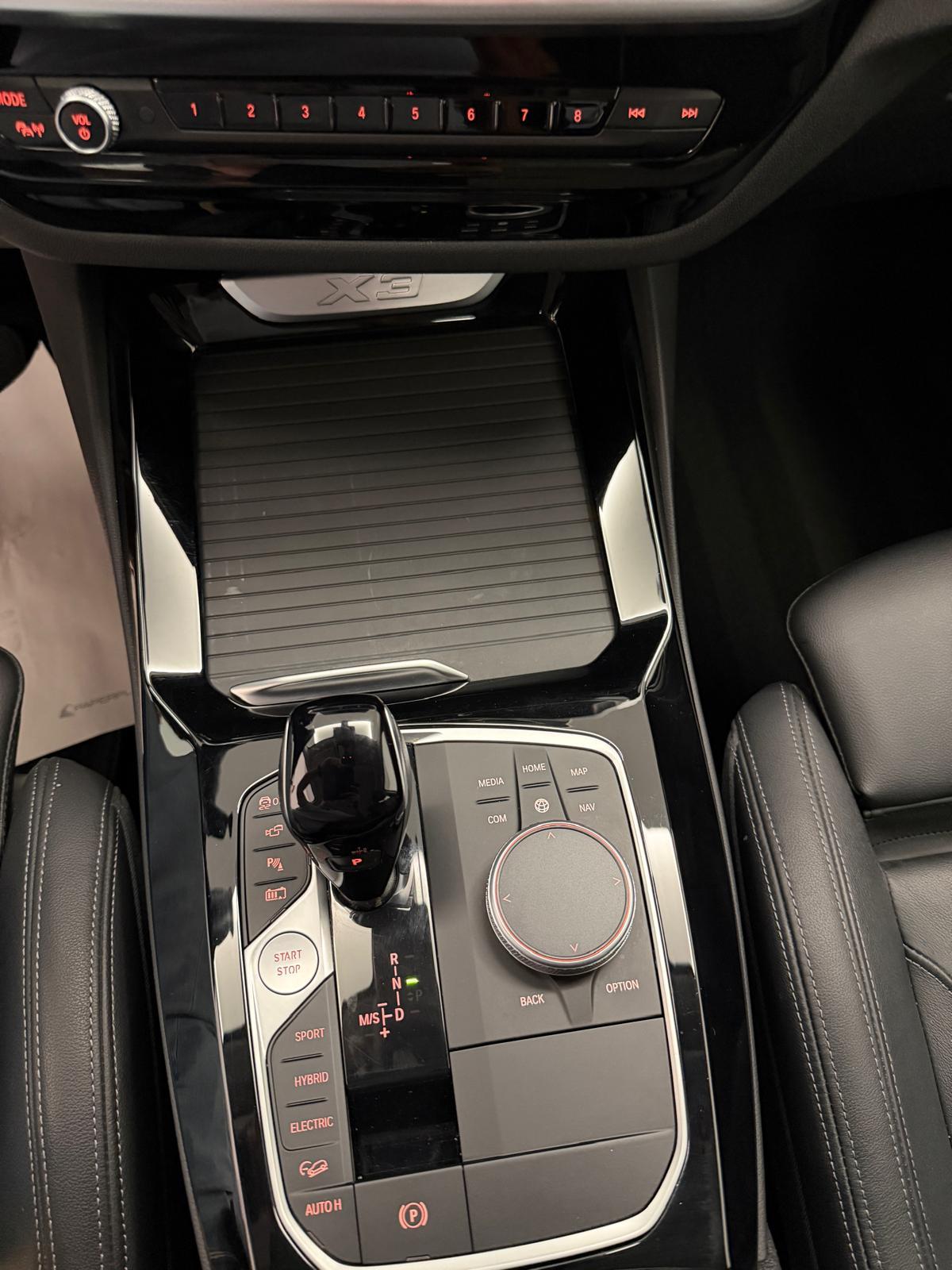 BMW X3 30e xDrive-image-17