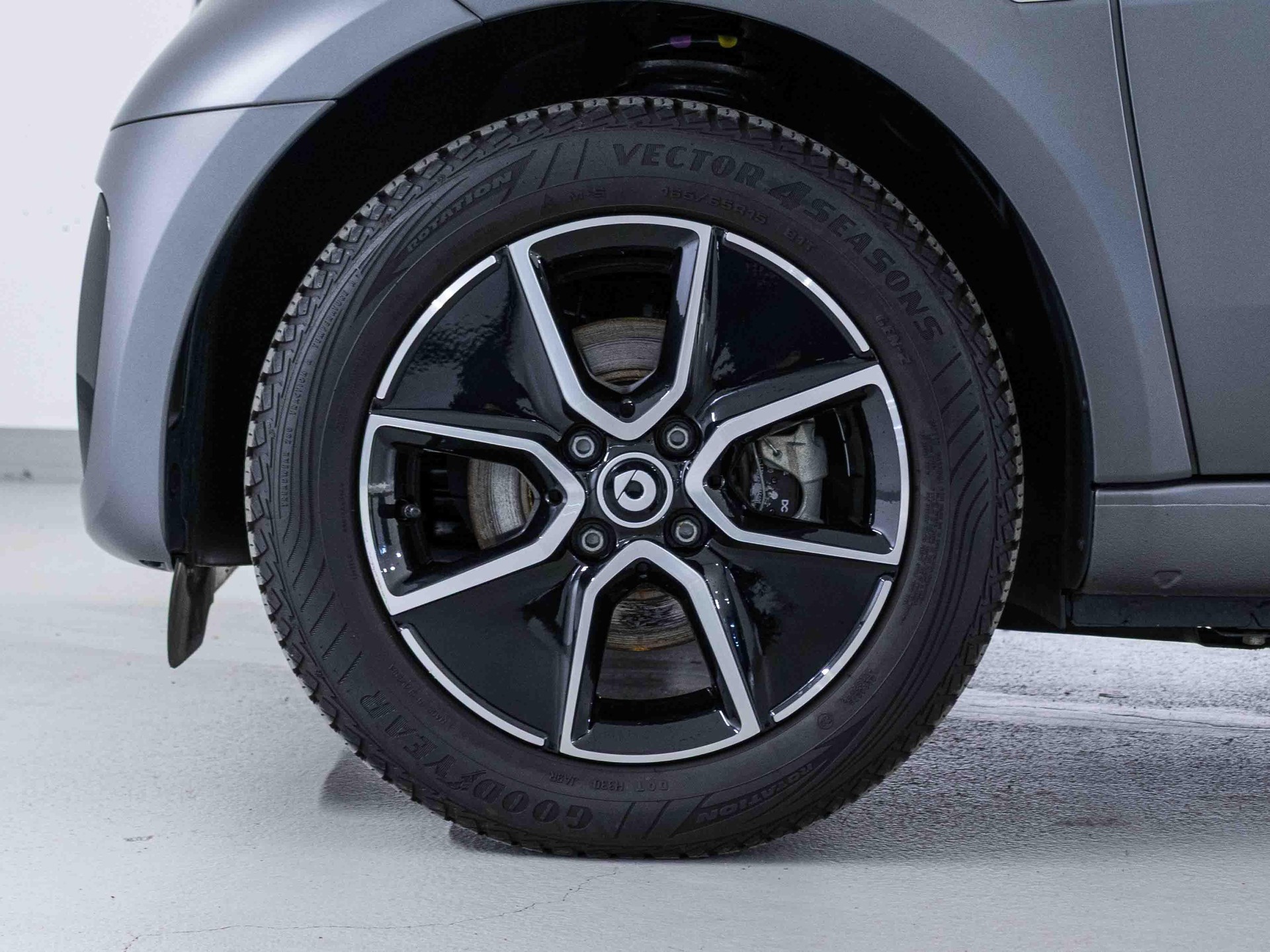 SMART Fortwo Cabrio EQ-image-11