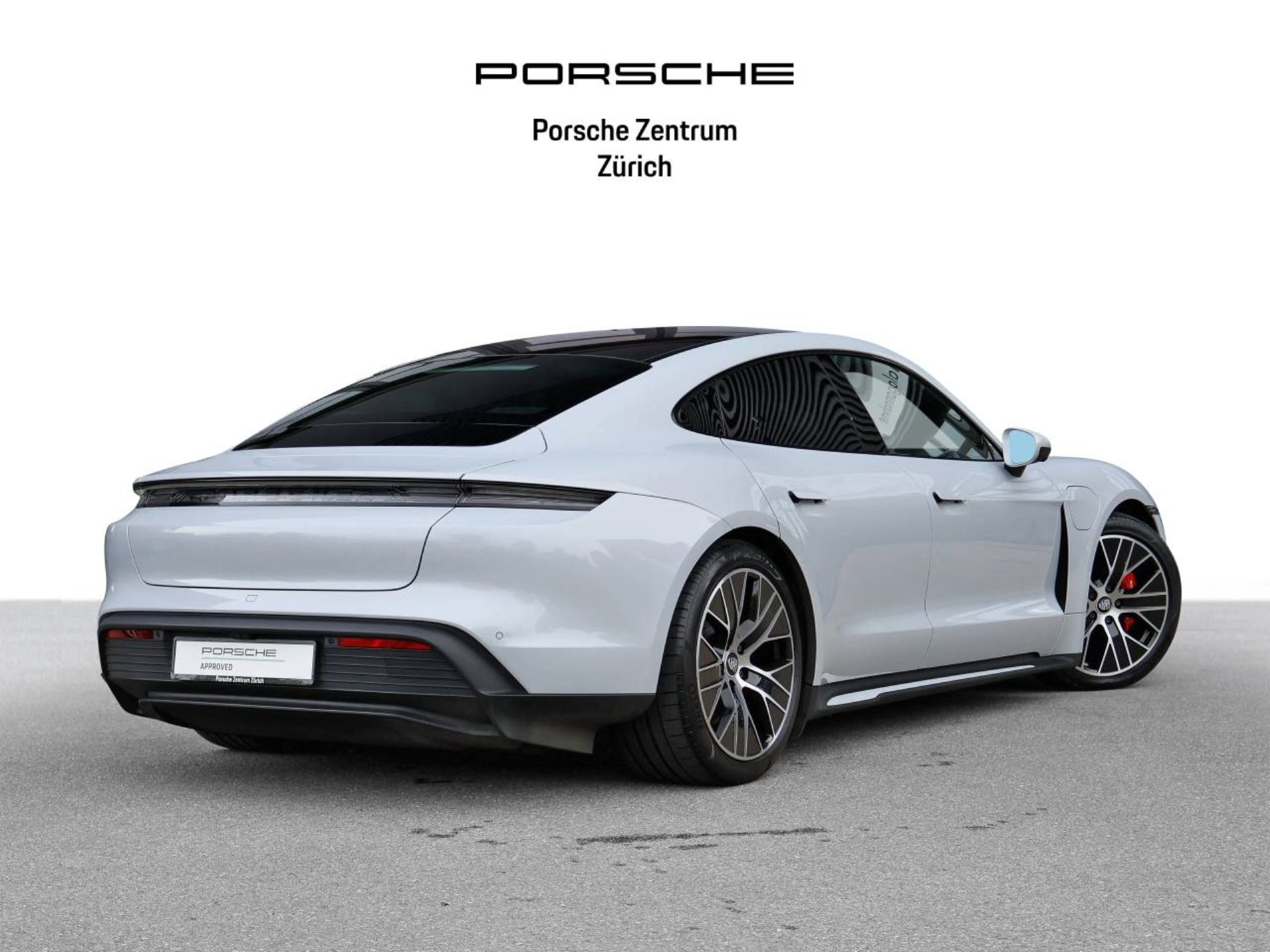 PORSCHE Taycan 4S-image-5
