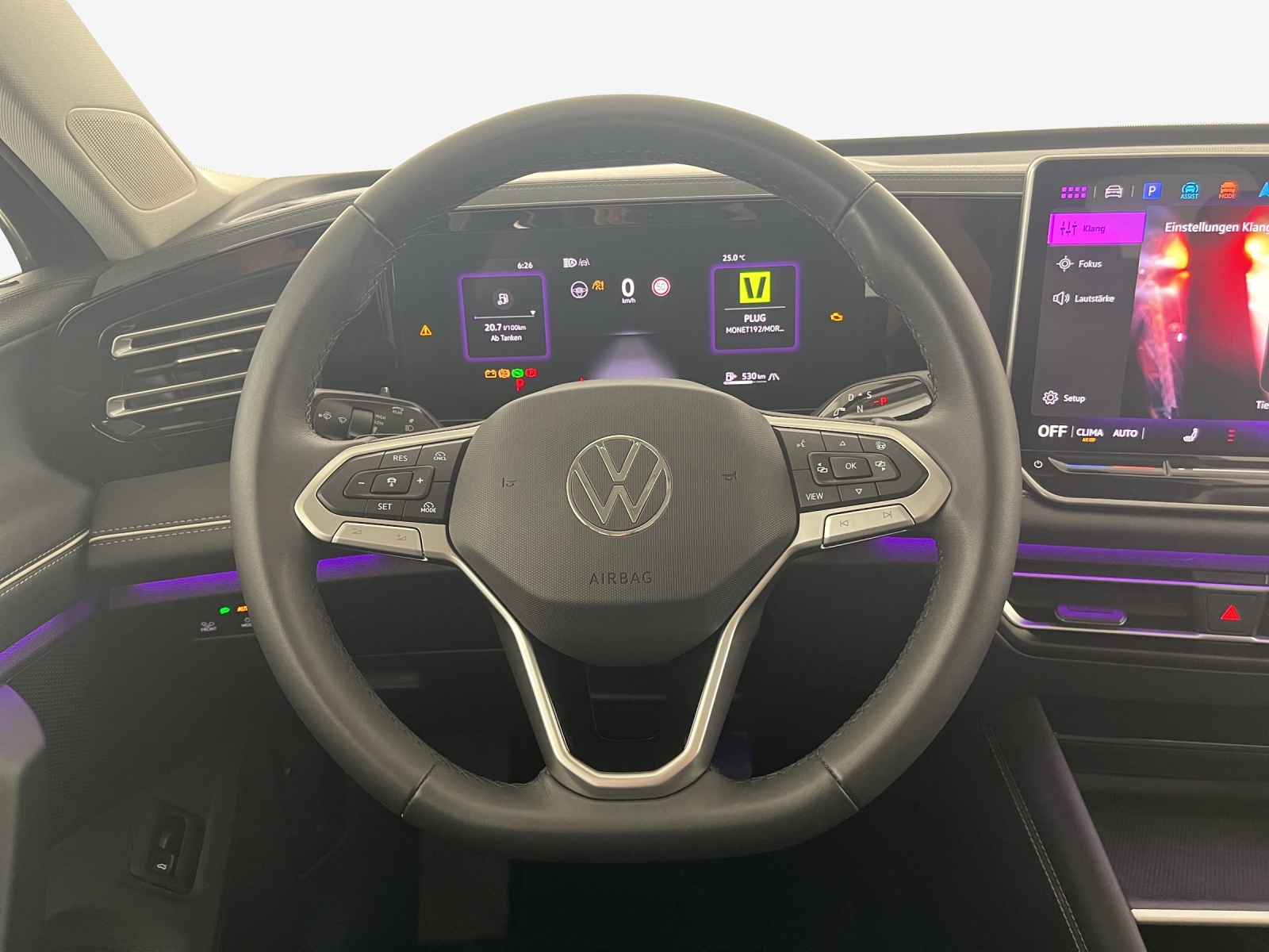 VW Tiguan 2.0 TSI DSG Elegance 4Motion-image-9