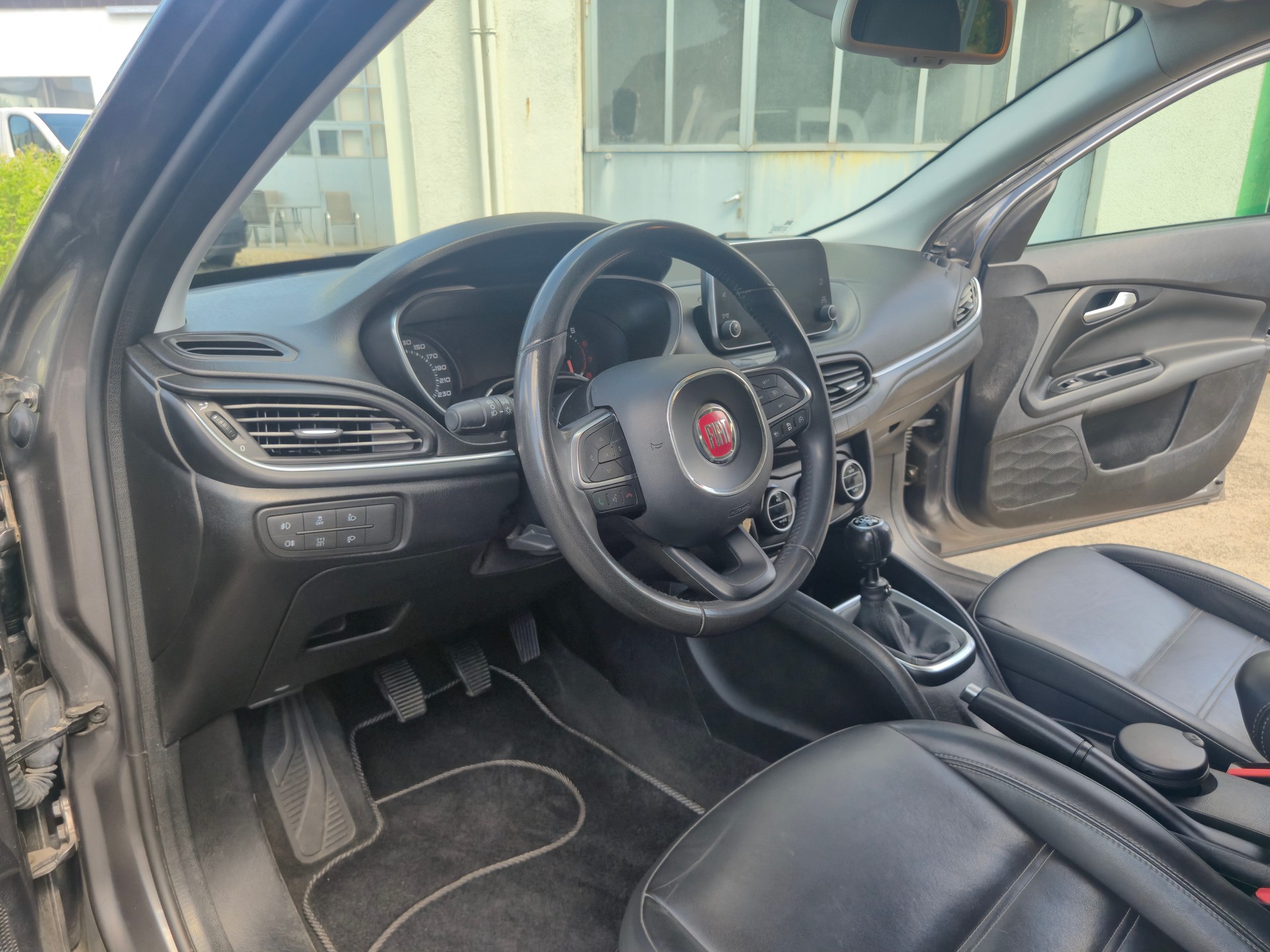 FIAT Tipo 1.4TJet Station Wagon Lounge-image-9