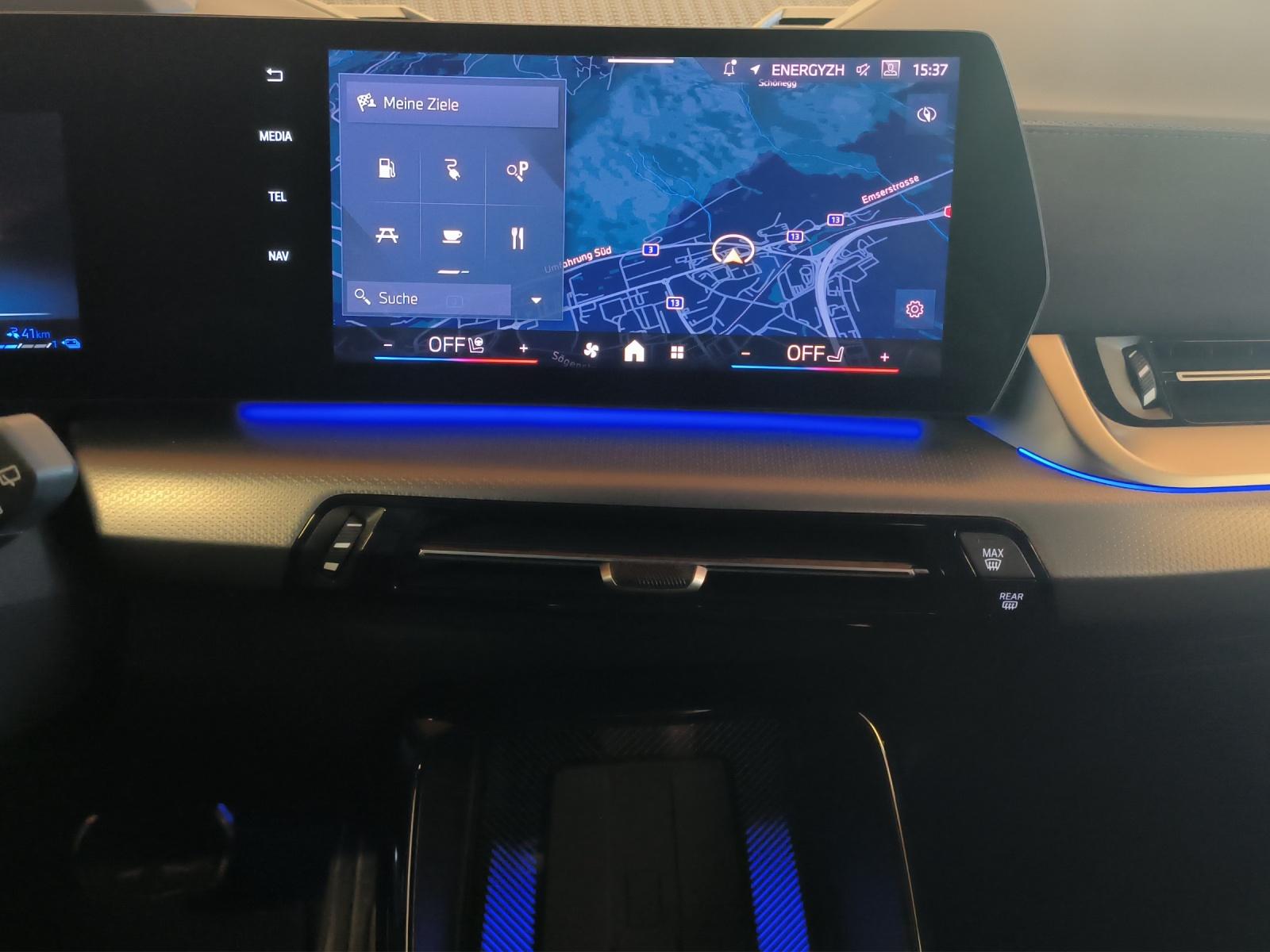 BMW X1 30e xDrive paddles-image-17