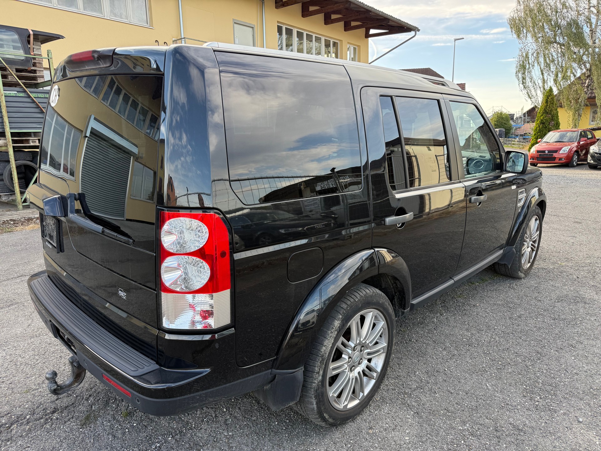 LAND ROVER Discovery 3.0 TDV6 HSE Automatic-image-3
