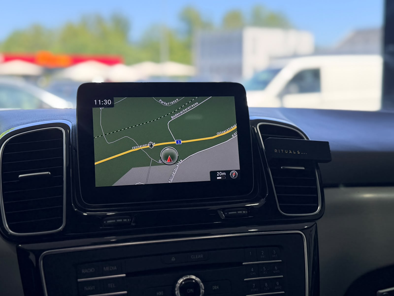 MERCEDES-BENZ GLE 250 d 4Matic 9G-Tronic-image-21