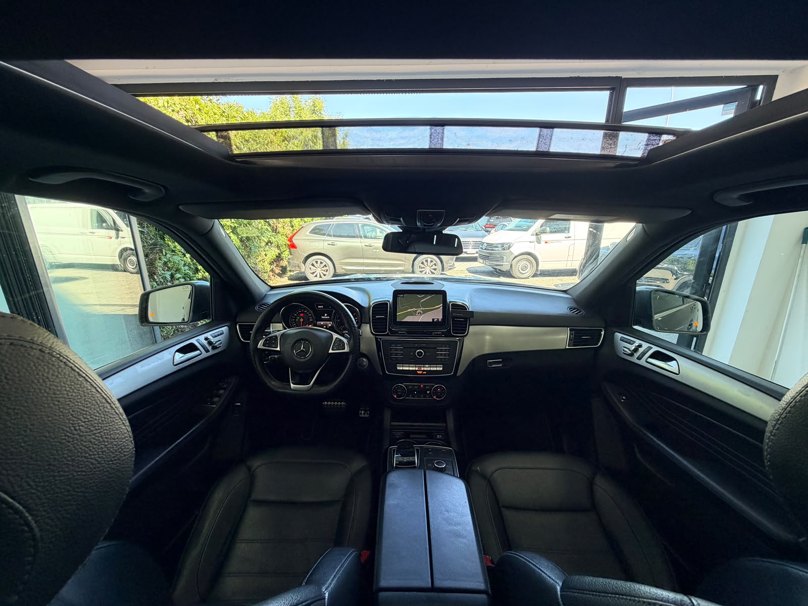 MERCEDES-BENZ GLE 250 d 4Matic 9G-Tronic-image-12