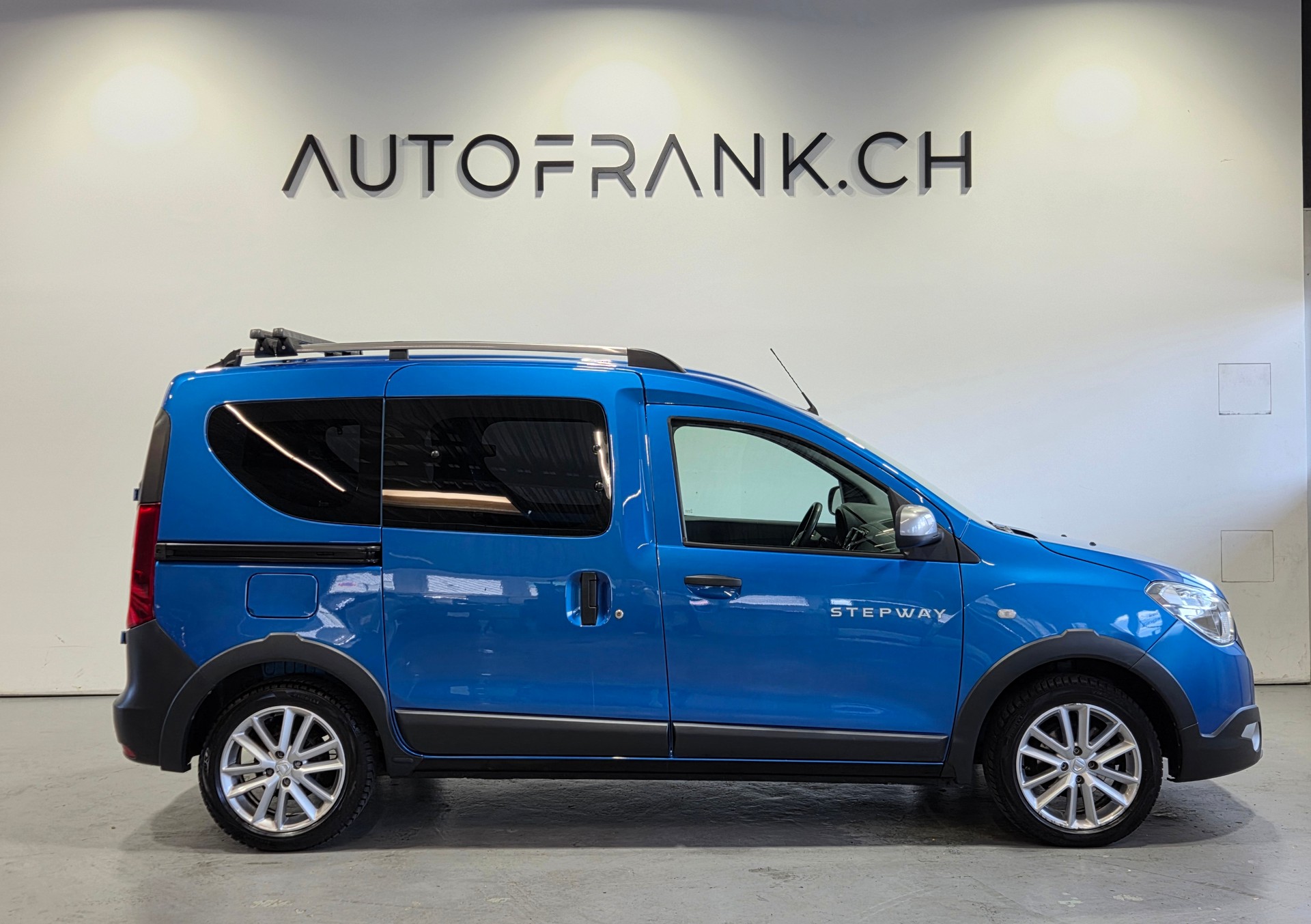 DACIA Dokker 1.5 dCi Stepway Unlimited S/S-image-1