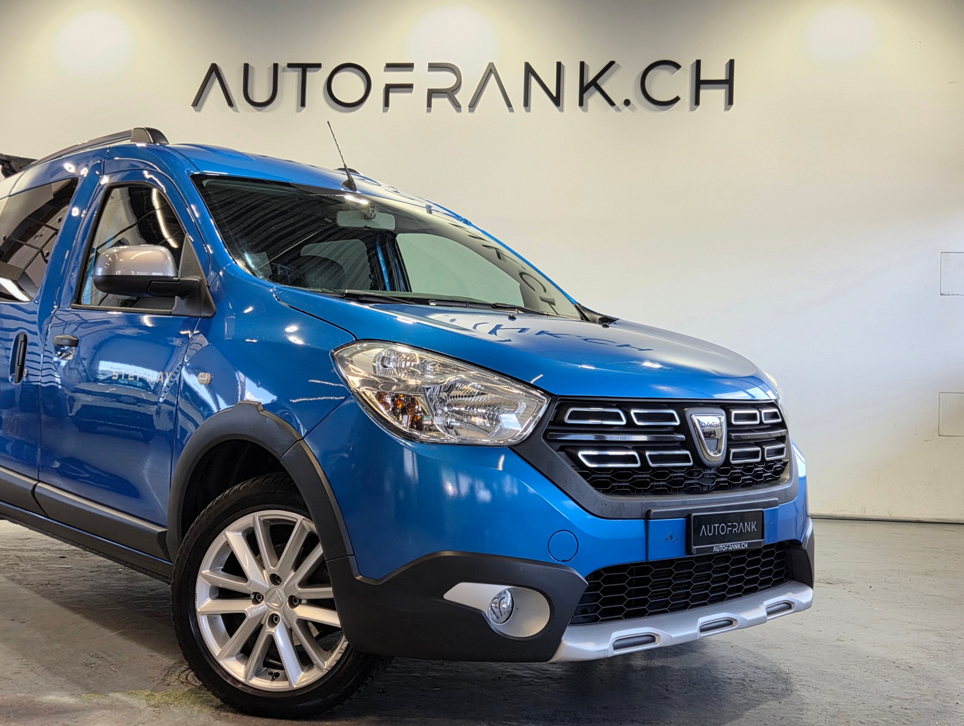 DACIA Dokker 1.5 dCi Stepway Unlimited S/S-image-9