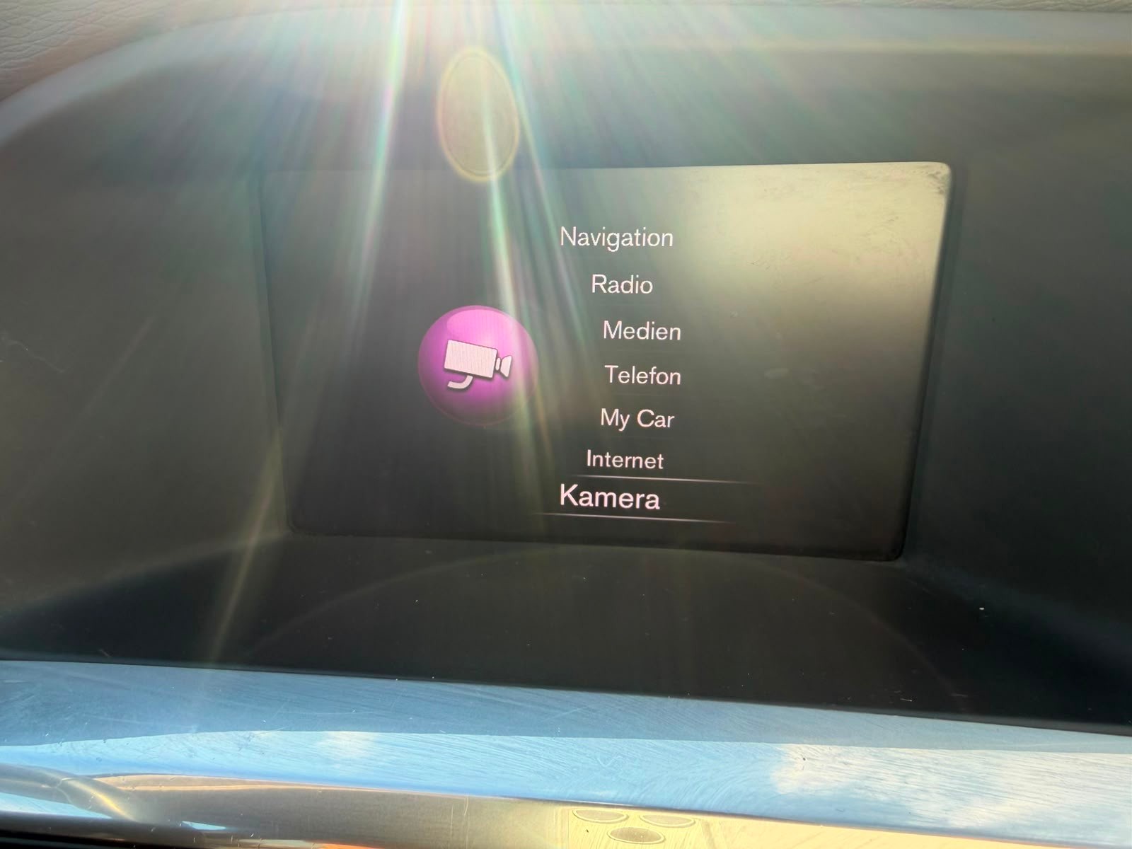 VOLVO V60 D3 Kinetic Geartronic-image-12