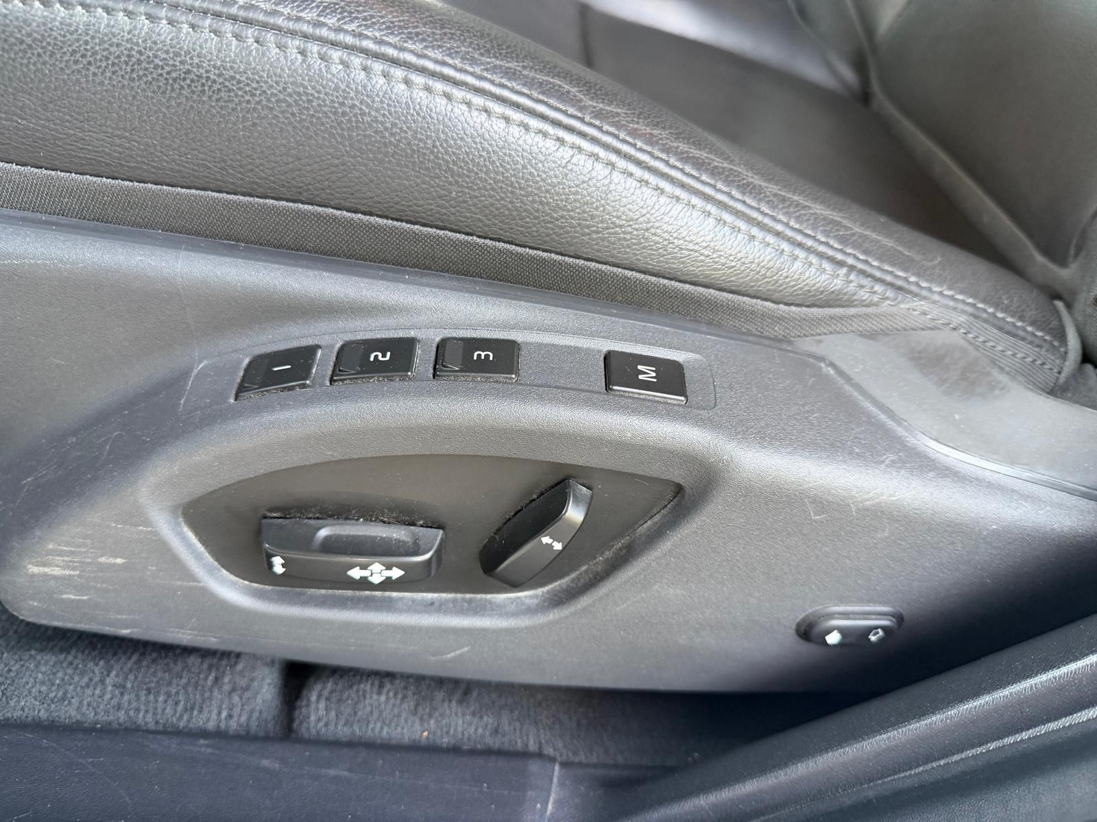 VOLVO V60 D3 Kinetic Geartronic-image-14