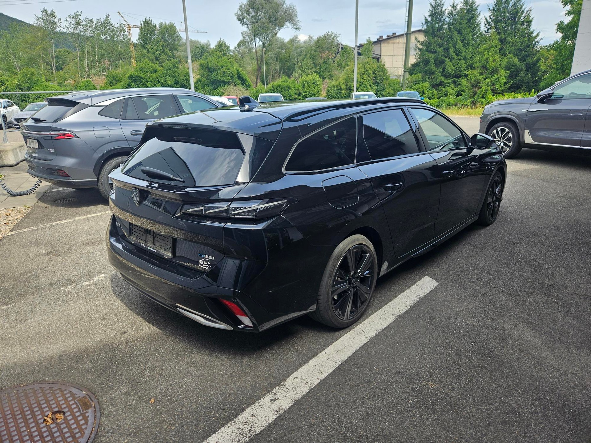 PEUGEOT 308 SW 1.6 PHEV 225 GT-image-3