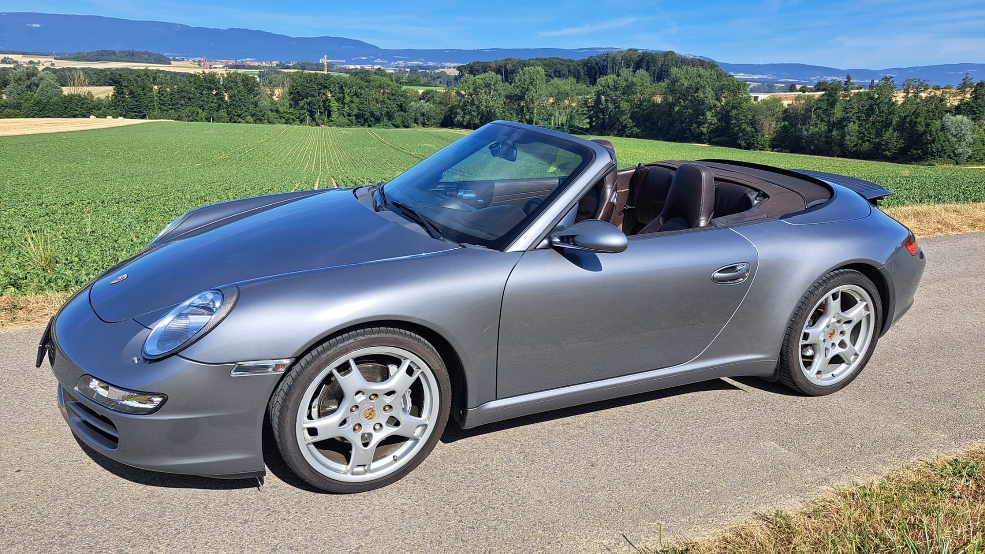 PORSCHE 911 Cabrio Carrera-image-3