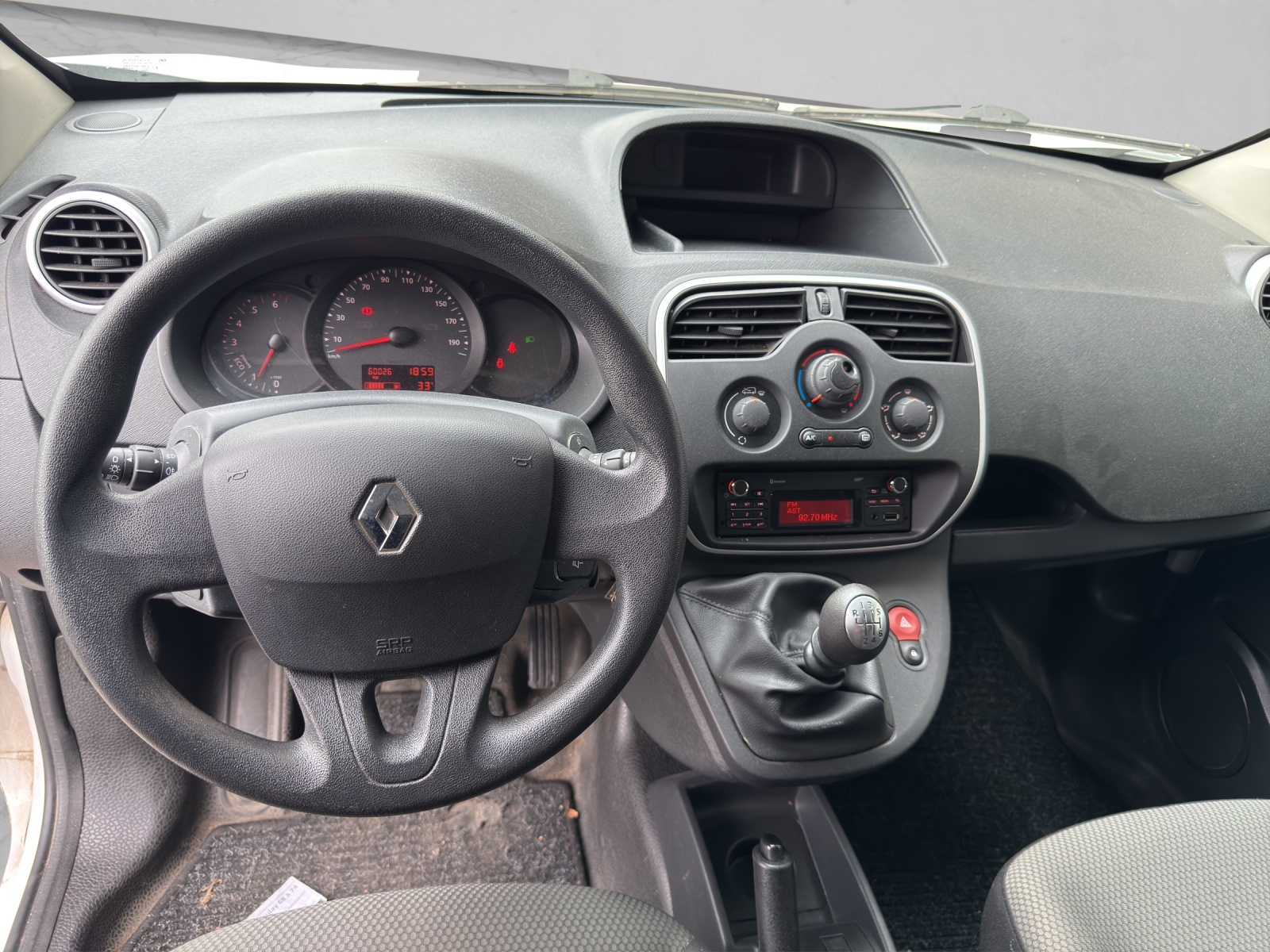 RENAULT Kangoo Medium TCe 115 ENERGY Business-image-10