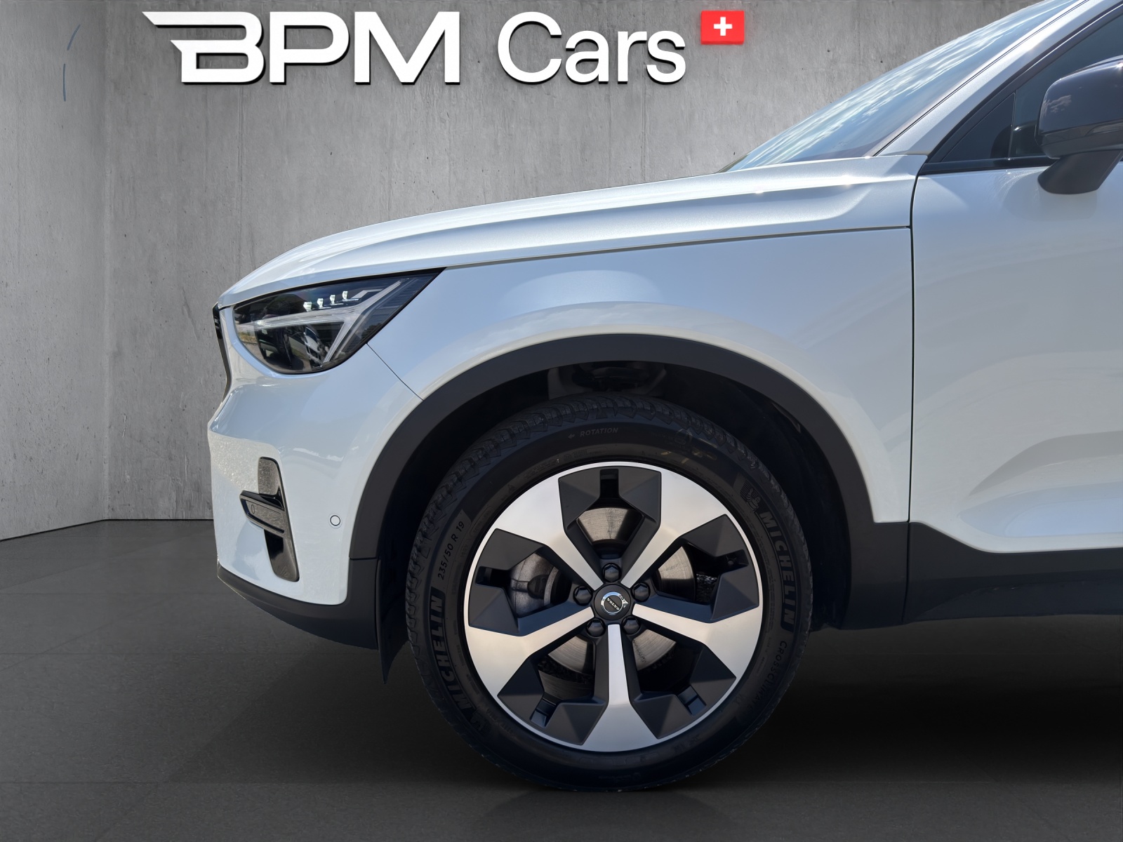 VOLVO XC40 B4 Benzin Mild Hybrid Plus Dark DCT-image-6