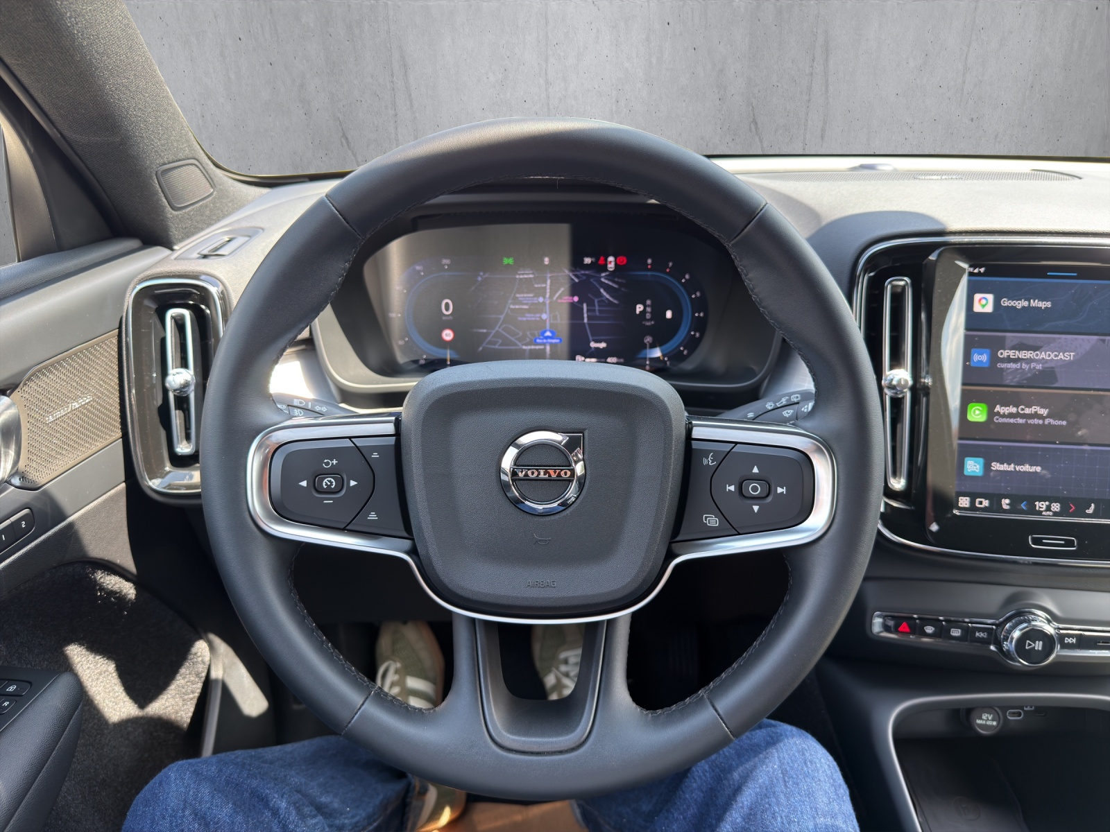 VOLVO XC40 B4 Benzin Mild Hybrid Plus Dark DCT-image-9