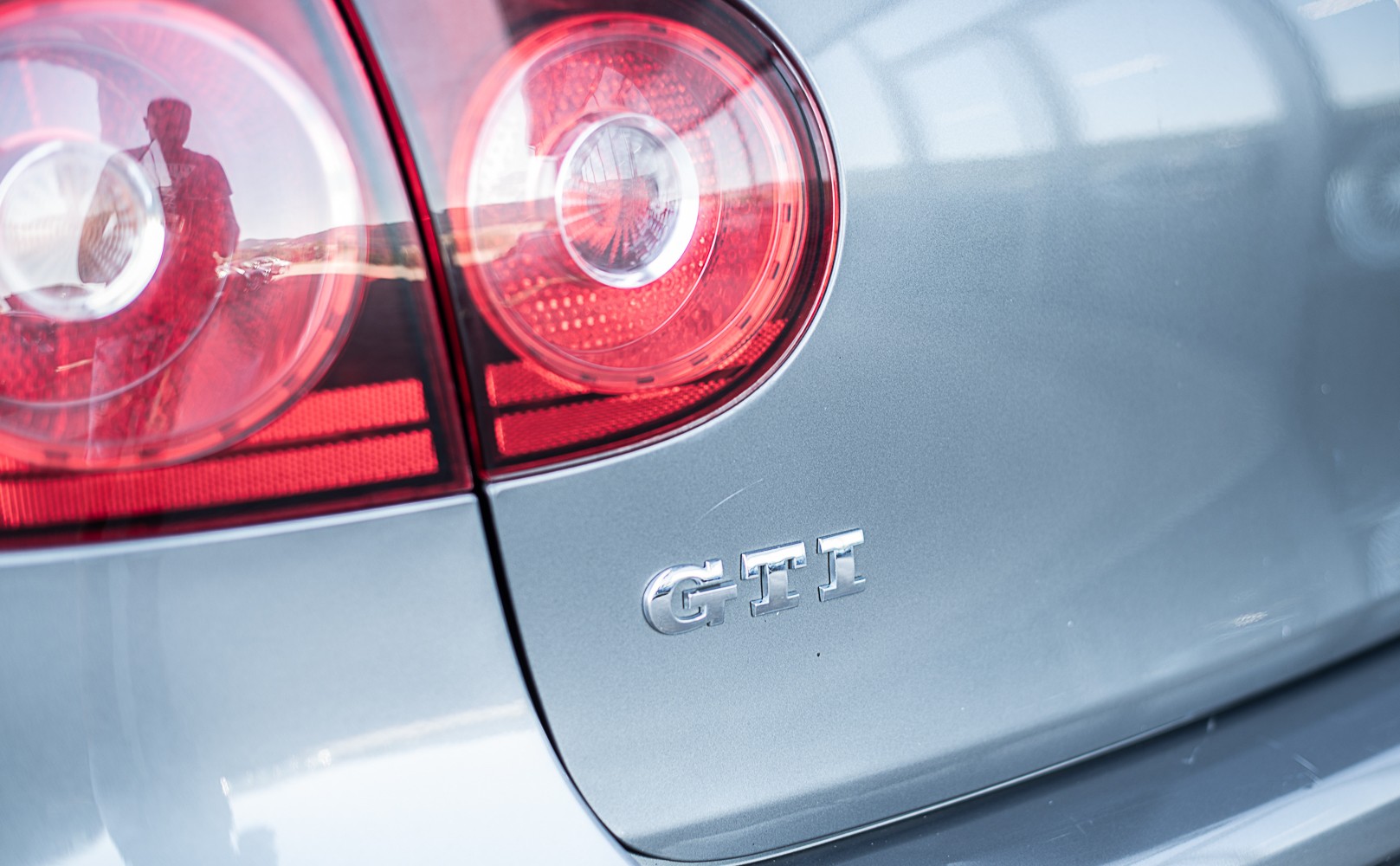 VW Golf 2.0 TFSI GTI Edition 30 3 portes-image-6