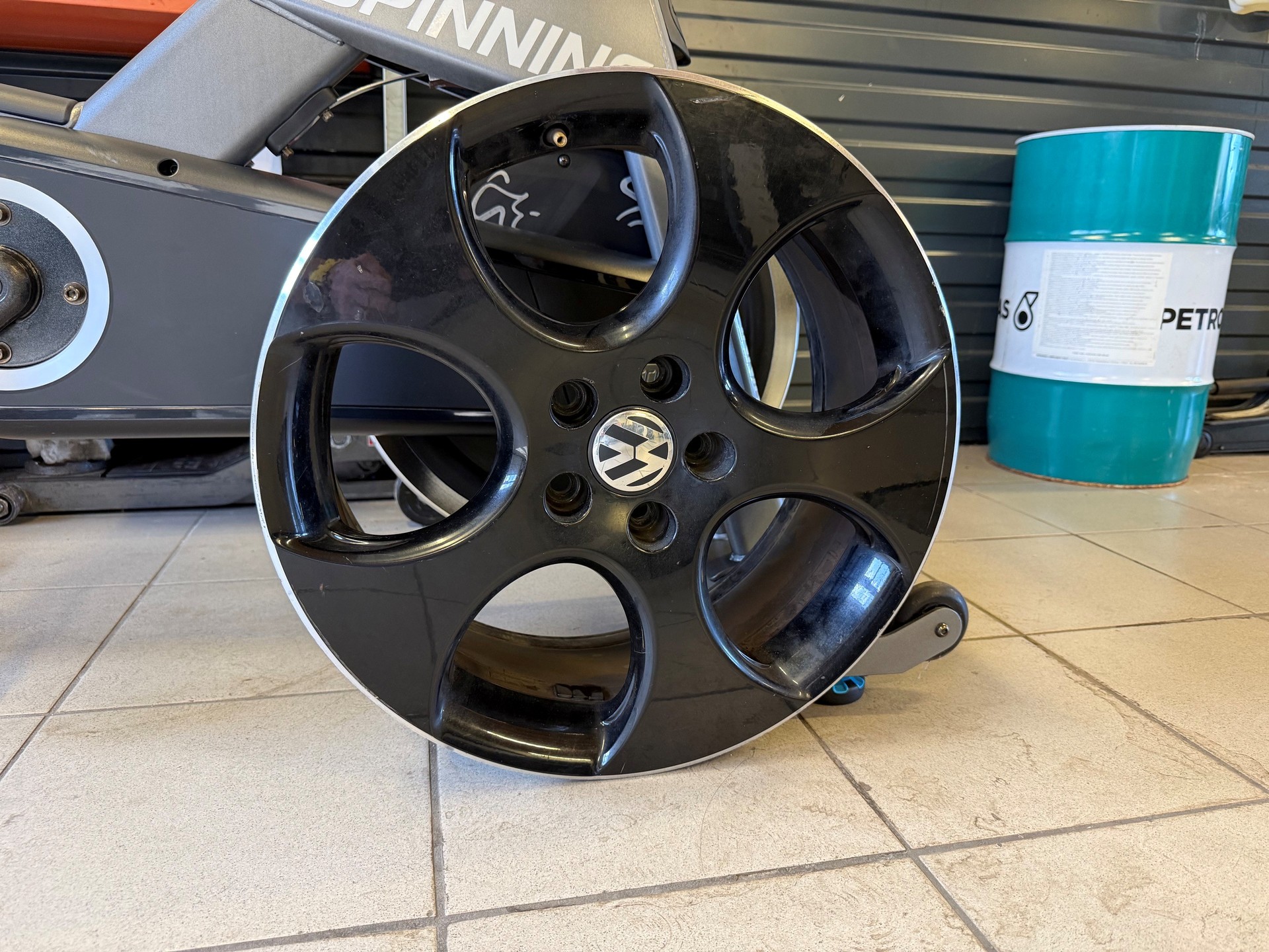 VW Golf 2.0 TFSI GTI Edition 30 3 portes-image-18