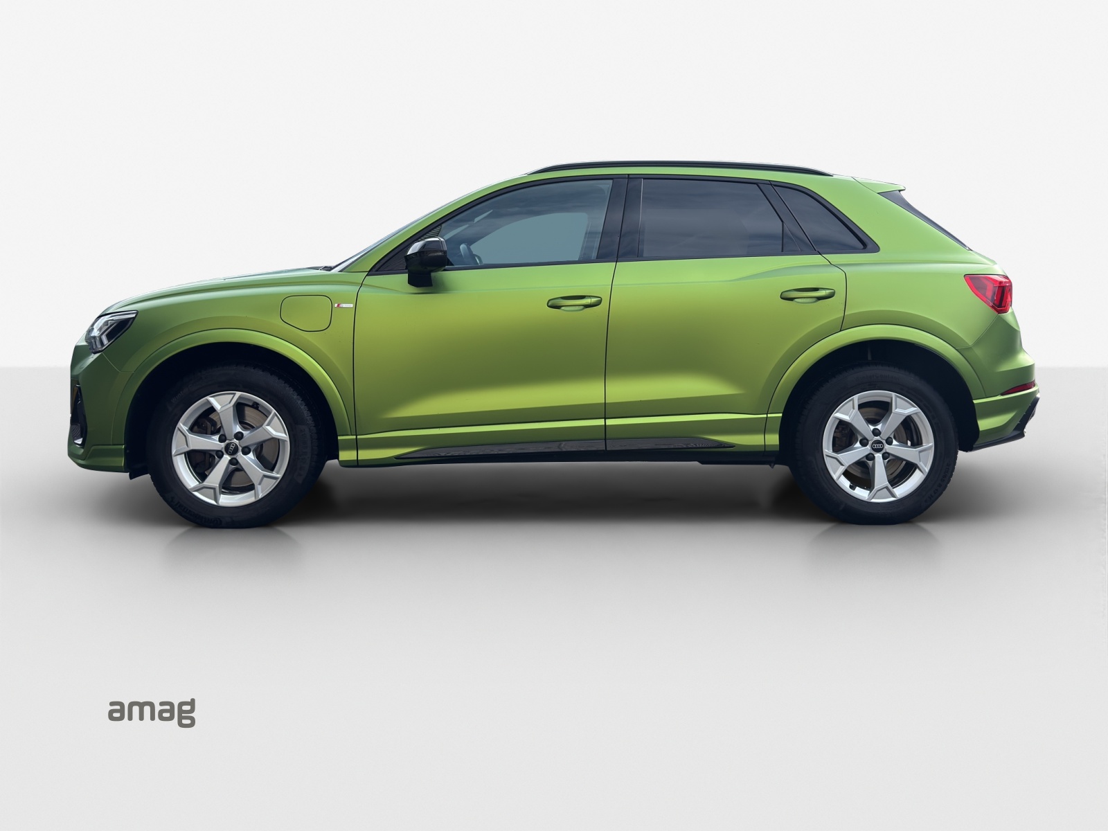 AUDI Q3 45 TFSI e S line S-tronic-image-6
