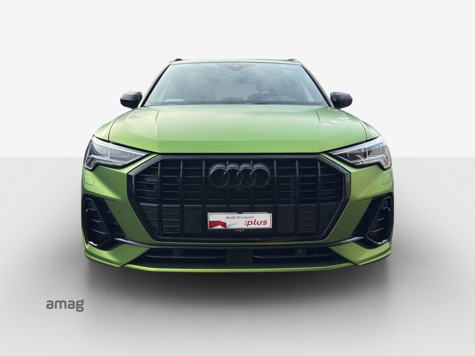 AUDI Q3 45 TFSI e S line S-tronic-image-1